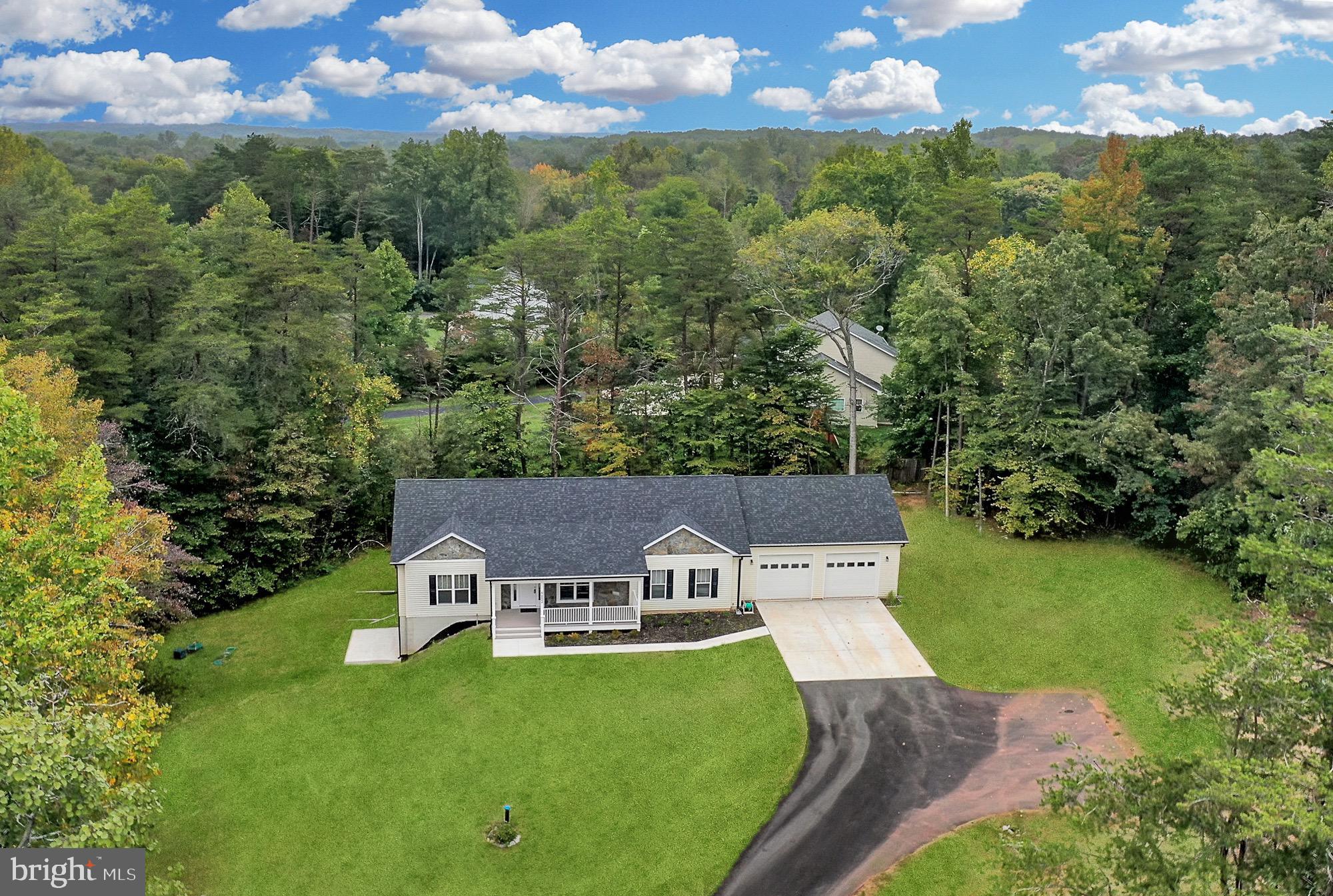 LOCUST HILL - Residential