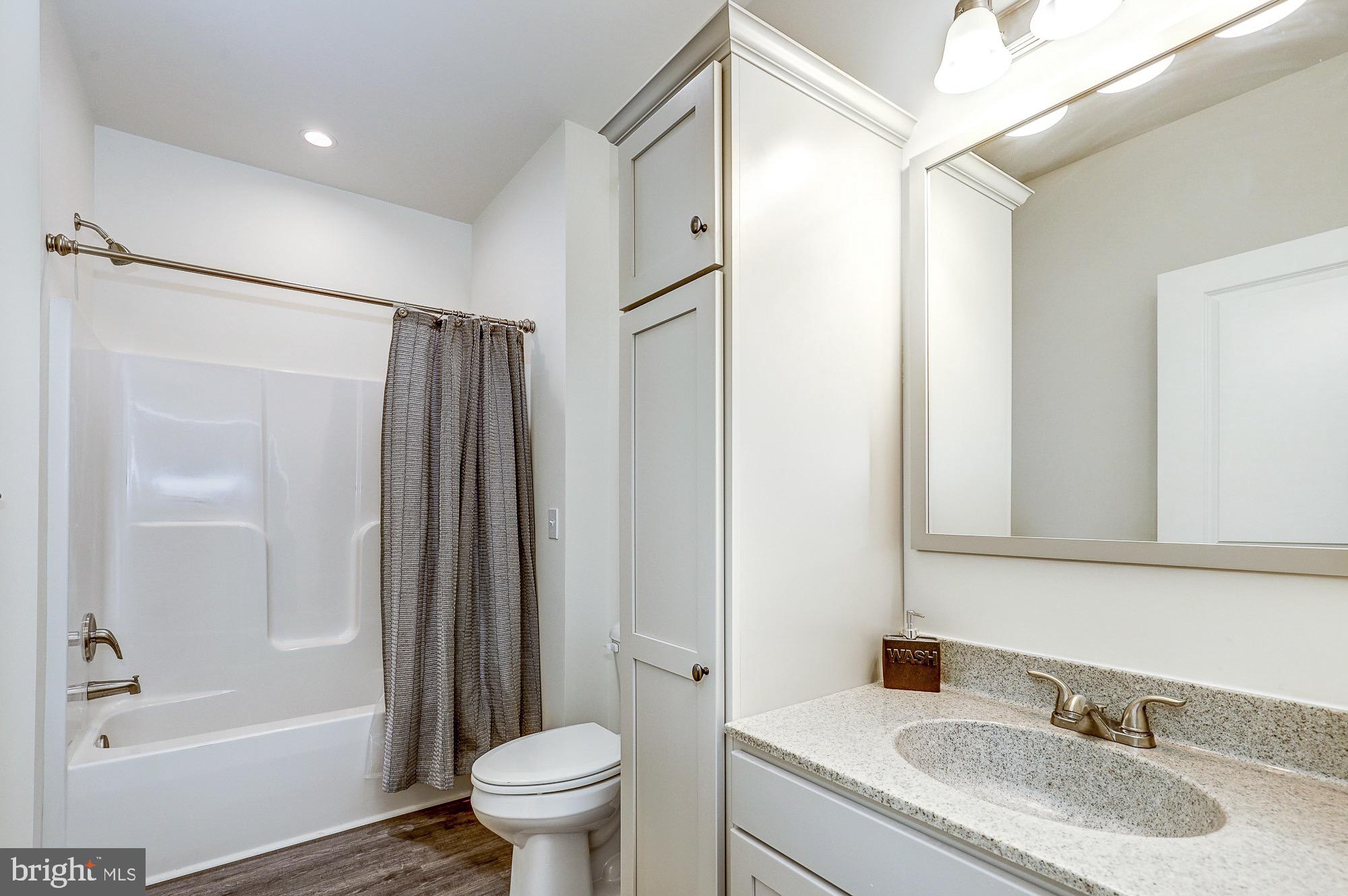 LOCUST HILL - Residential