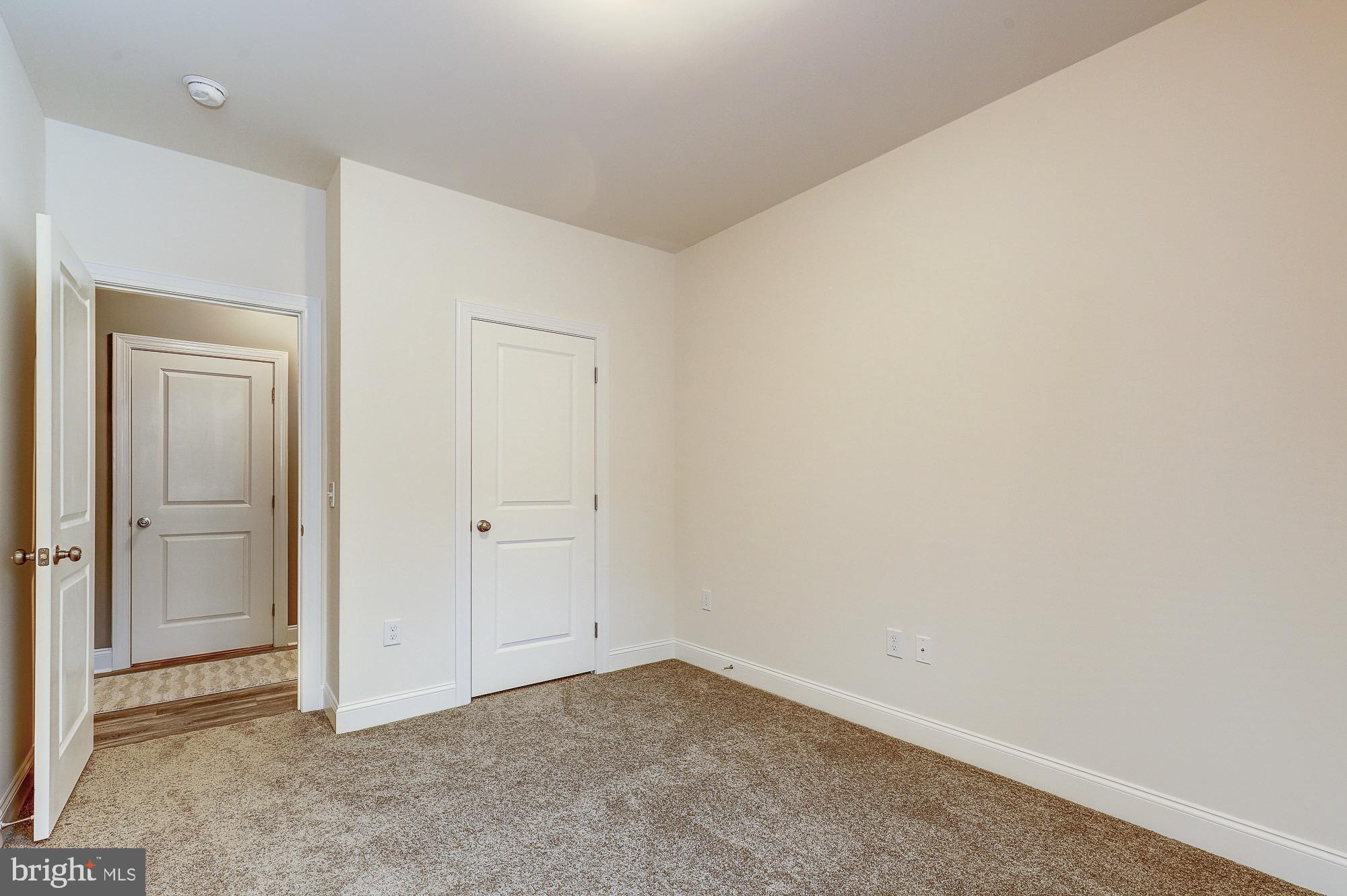 LOCUST HILL - Residential