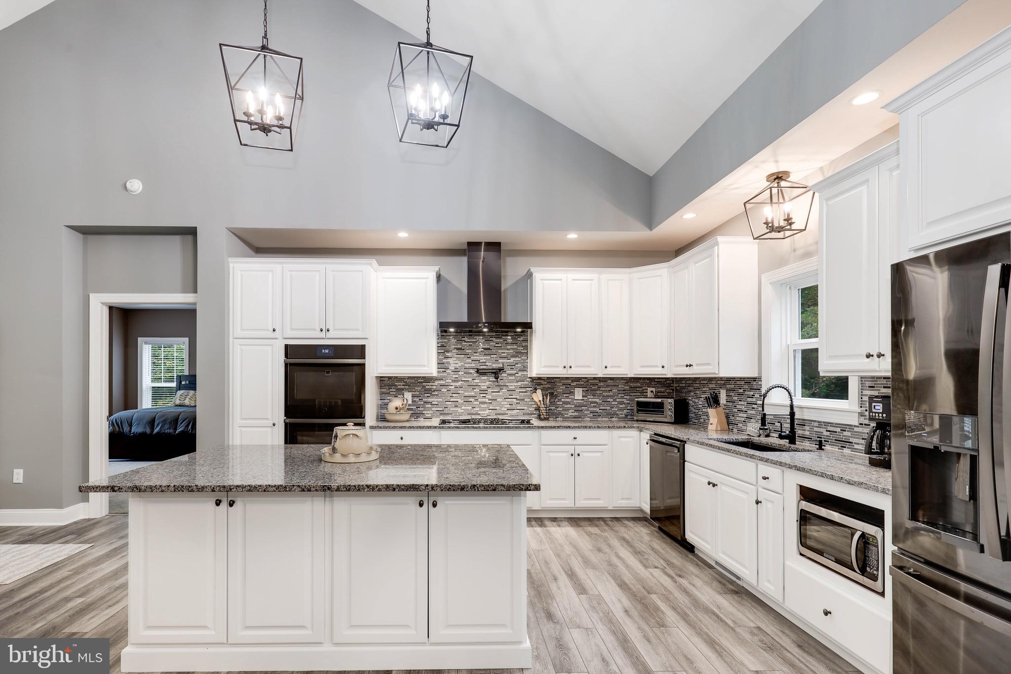 LOCUST HILL - Residential