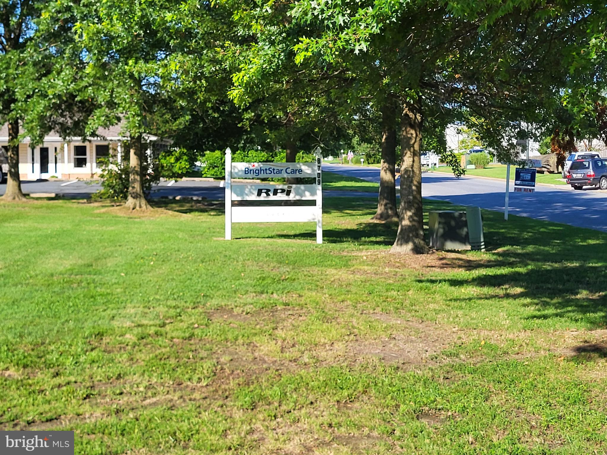 GLEBE BUSINESS PARK - Commercial Lease