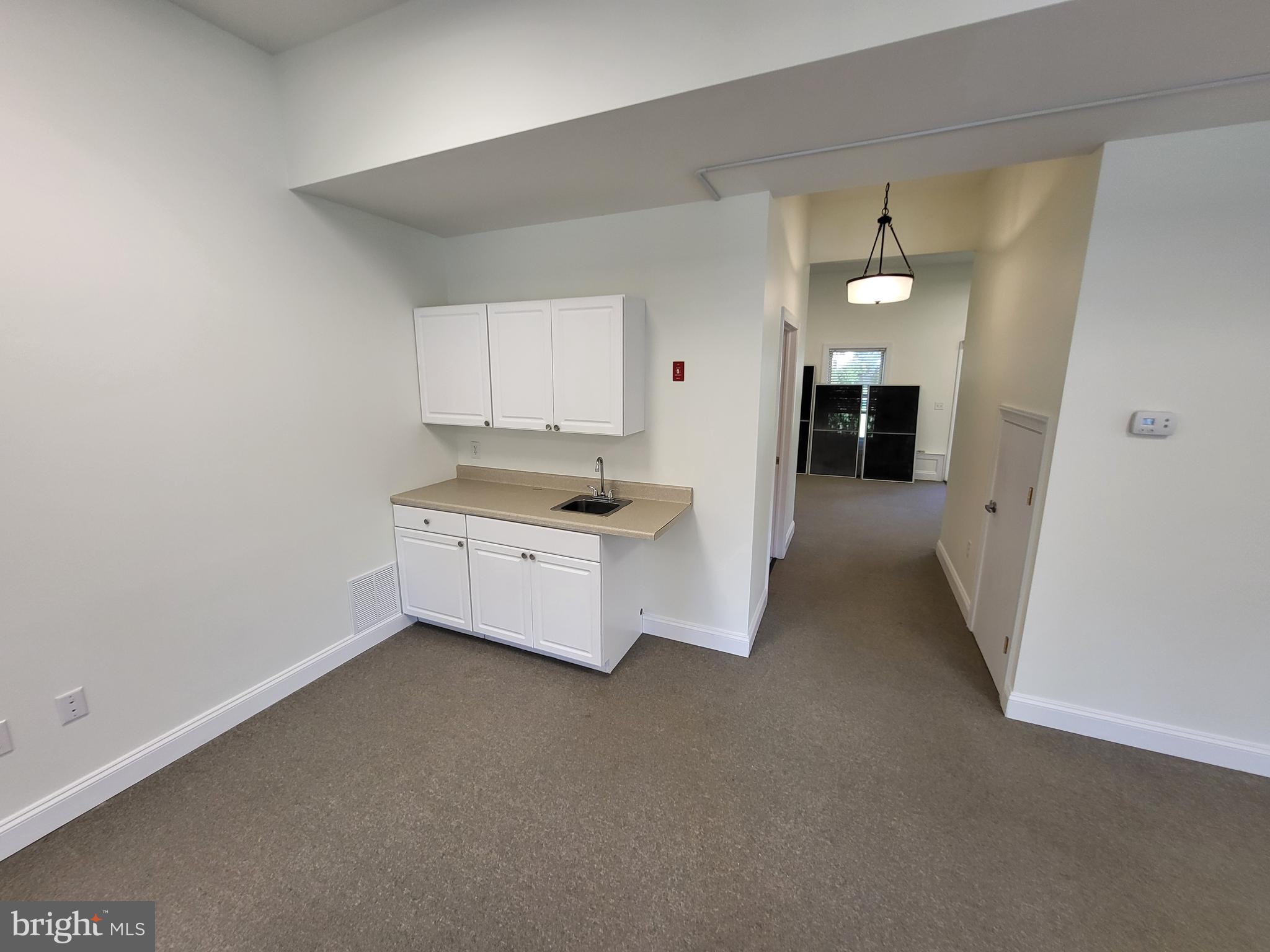 GLEBE BUSINESS PARK - Commercial Lease