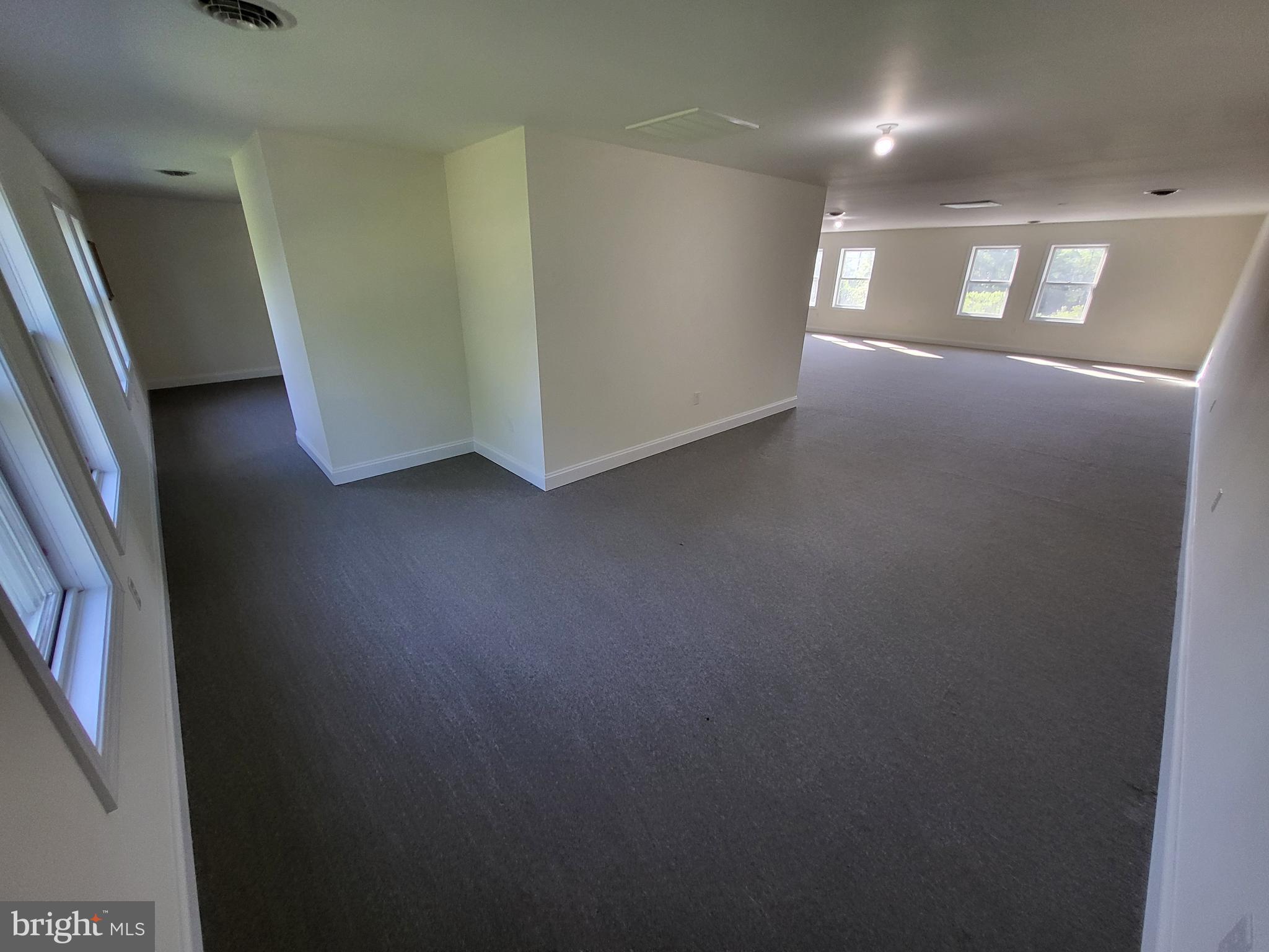 GLEBE BUSINESS PARK - Commercial Lease