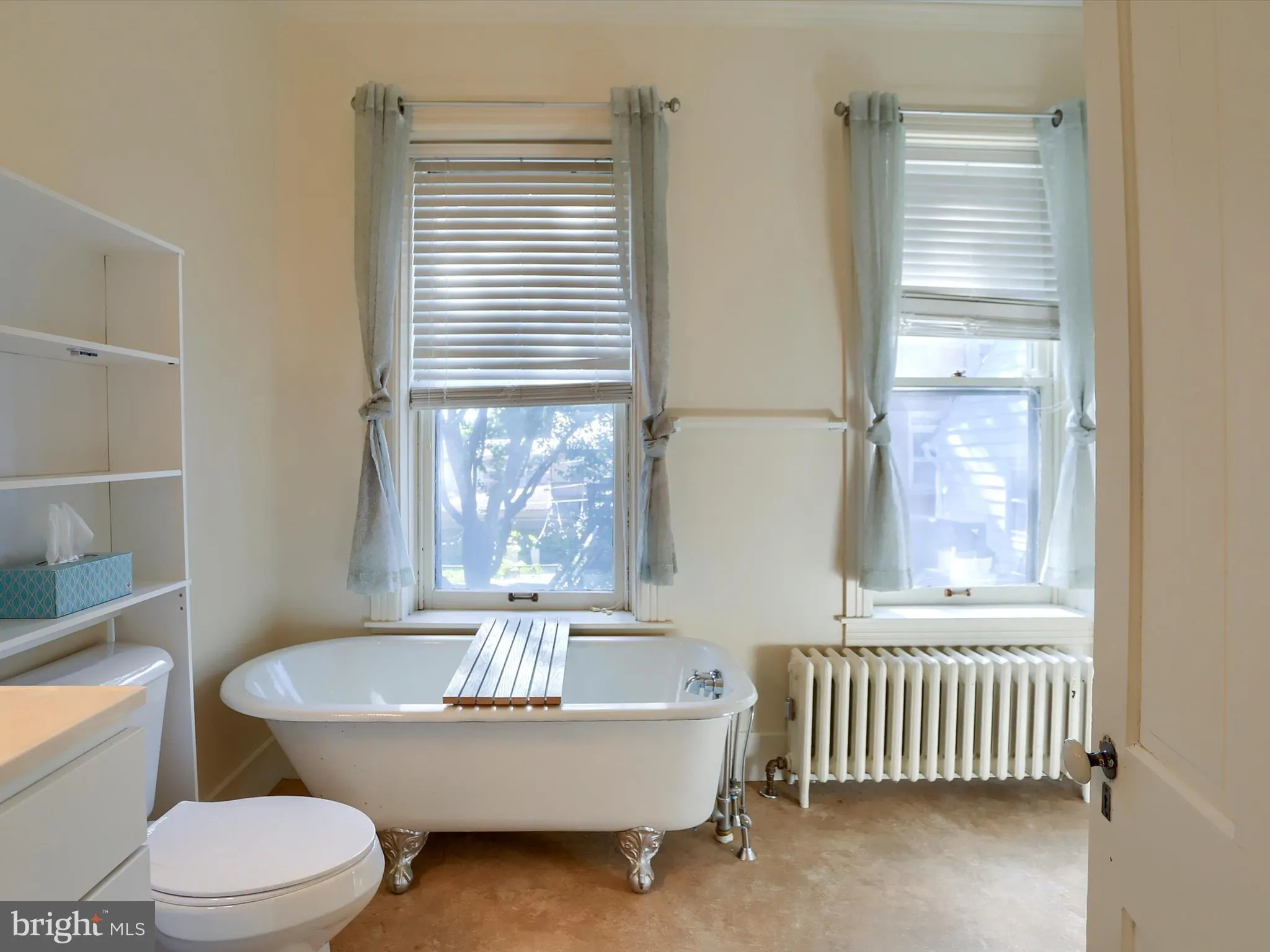 Mechanicsburg, Pennsylvania 17055, United States, 5 Bedrooms Bedrooms, ,3 BathroomsBathrooms,Residential,Active,208510