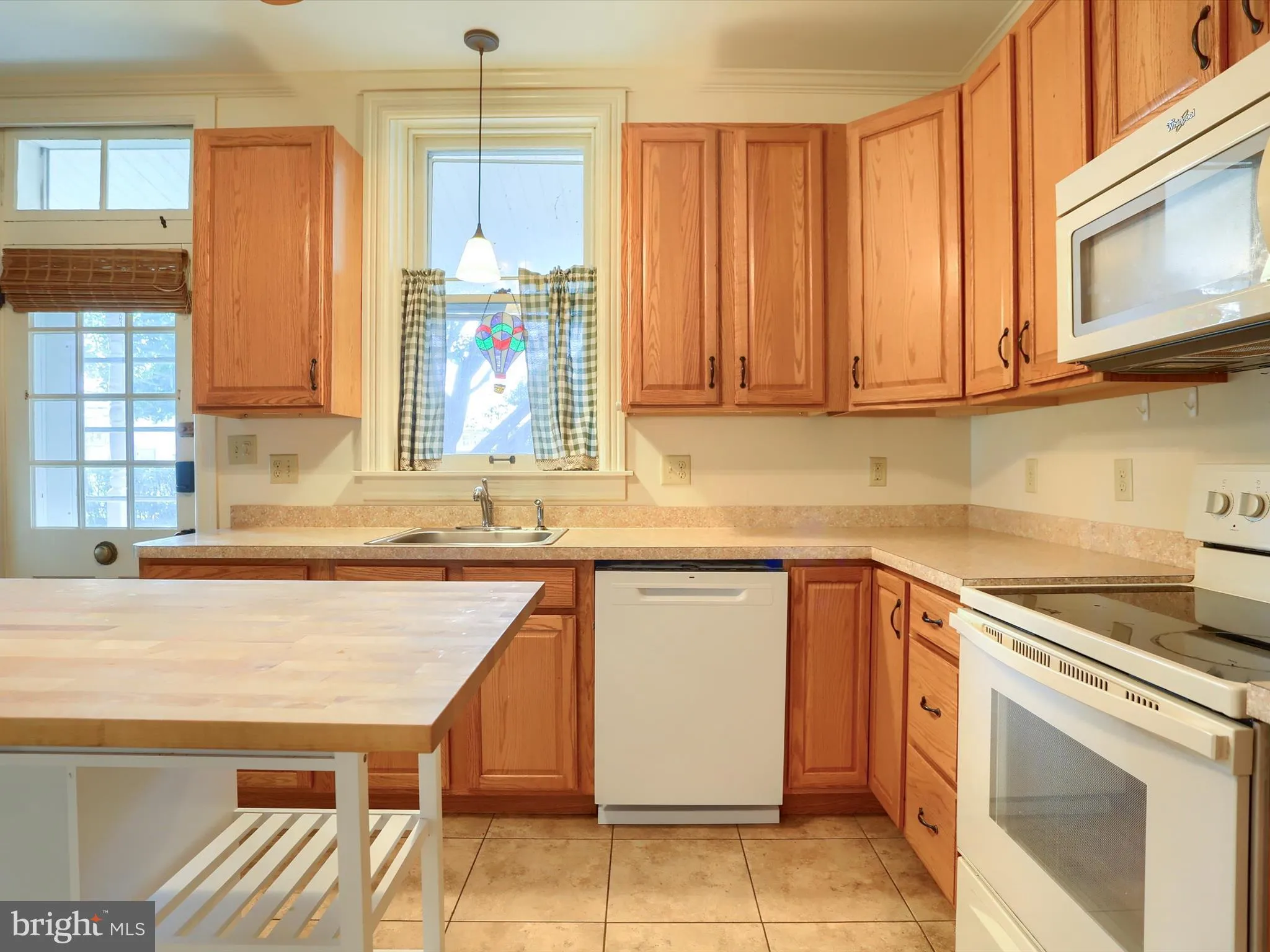 Mechanicsburg, Pennsylvania 17055, United States, 5 Bedrooms Bedrooms, ,3 BathroomsBathrooms,Residential,Active,208510