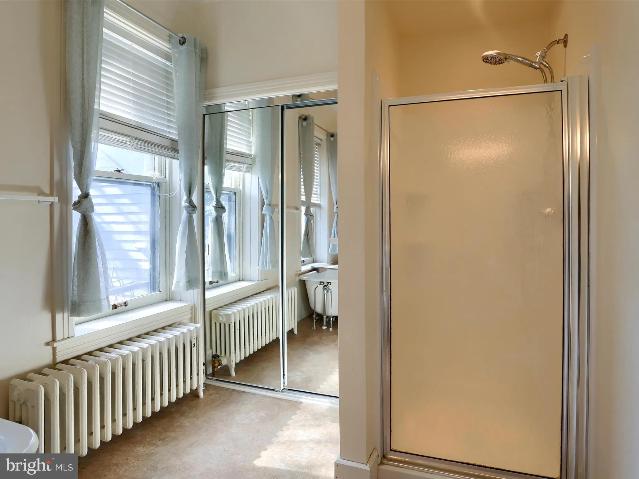 Mechanicsburg, Pennsylvania 17055, United States, 5 Bedrooms Bedrooms, ,3 BathroomsBathrooms,Residential,Active,208510