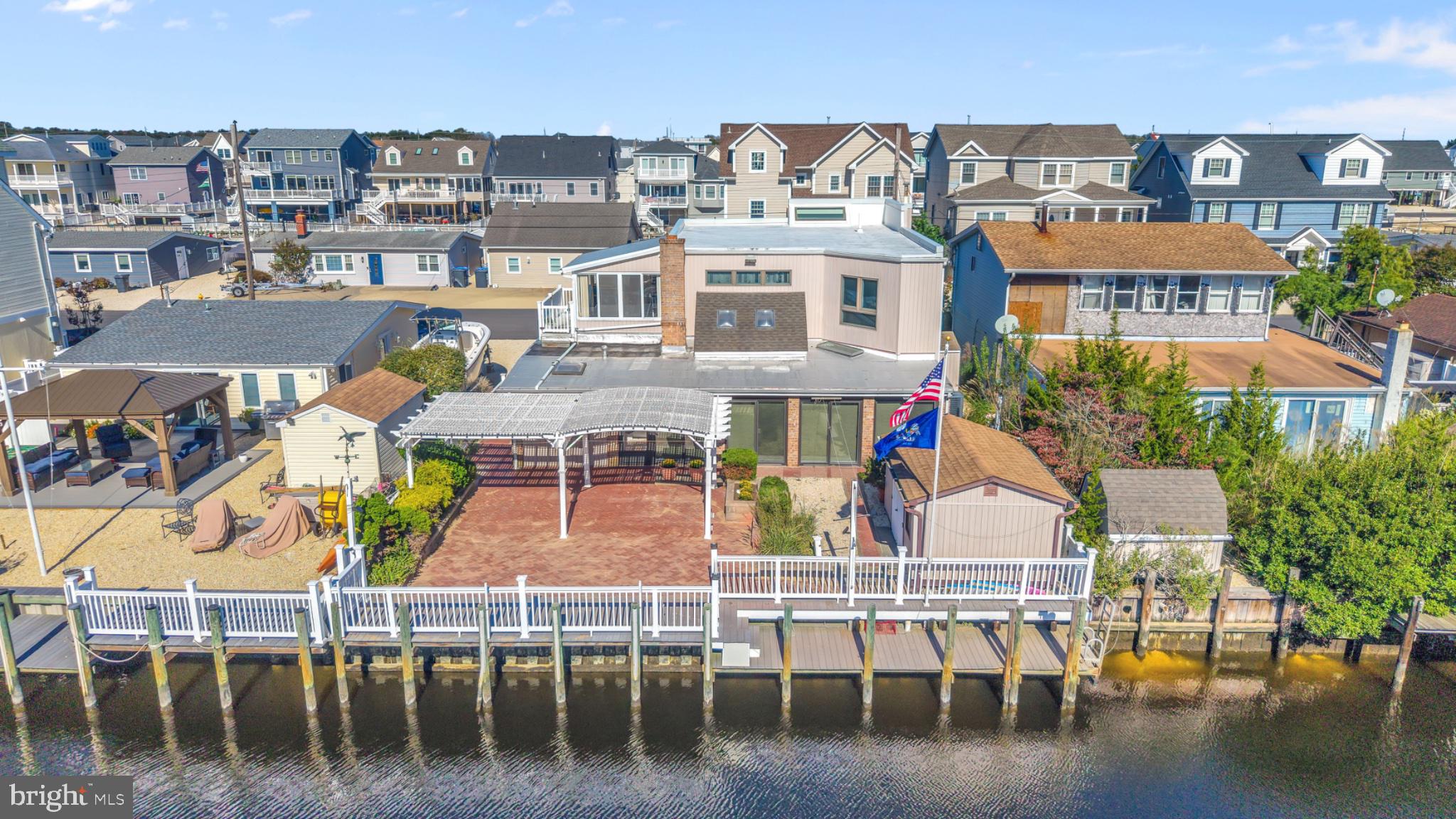 36 LINDA ROAD