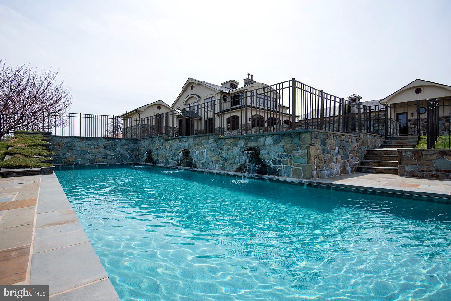 BARNESVILLE OUTSIDE - Residential