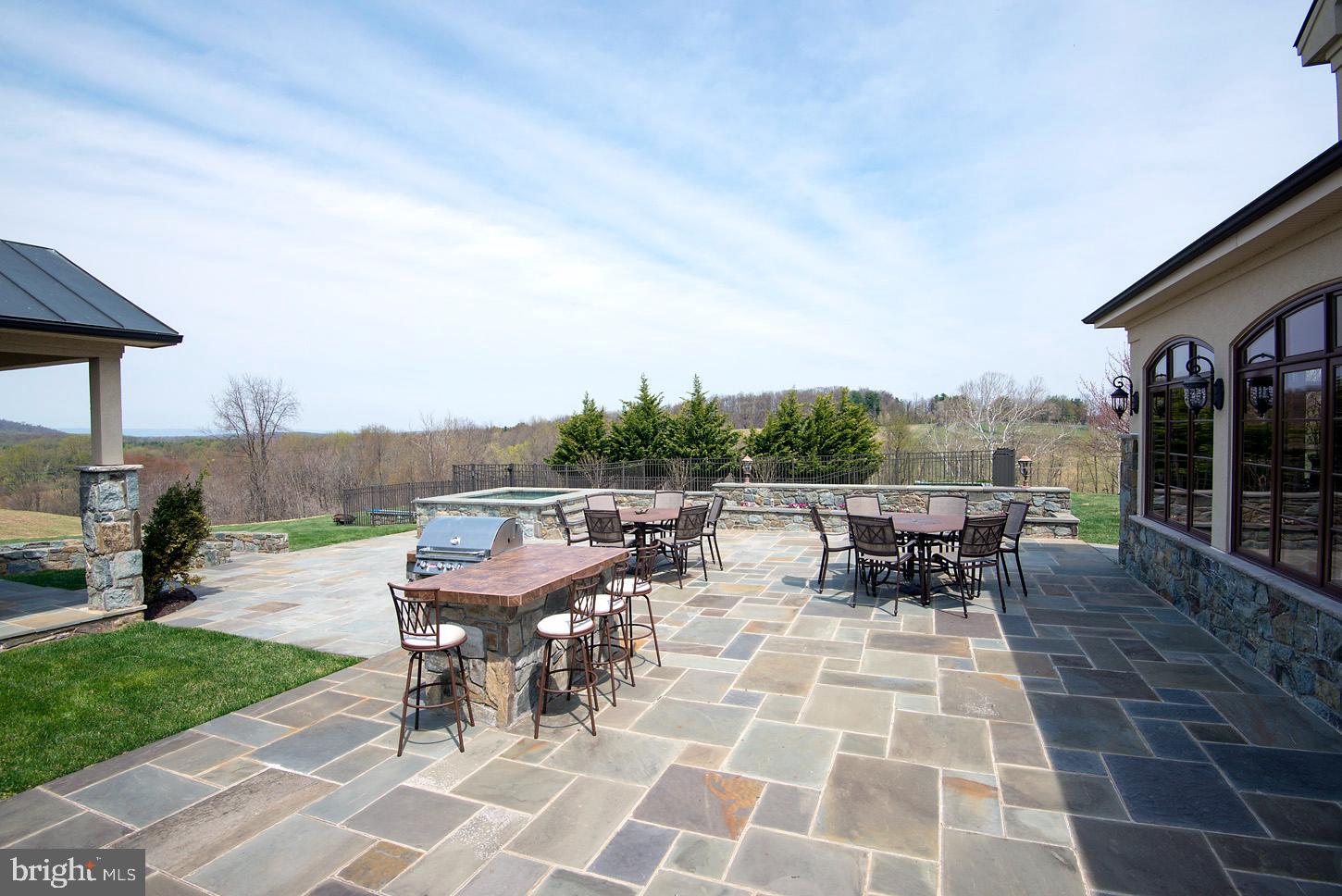 BARNESVILLE OUTSIDE - Residential