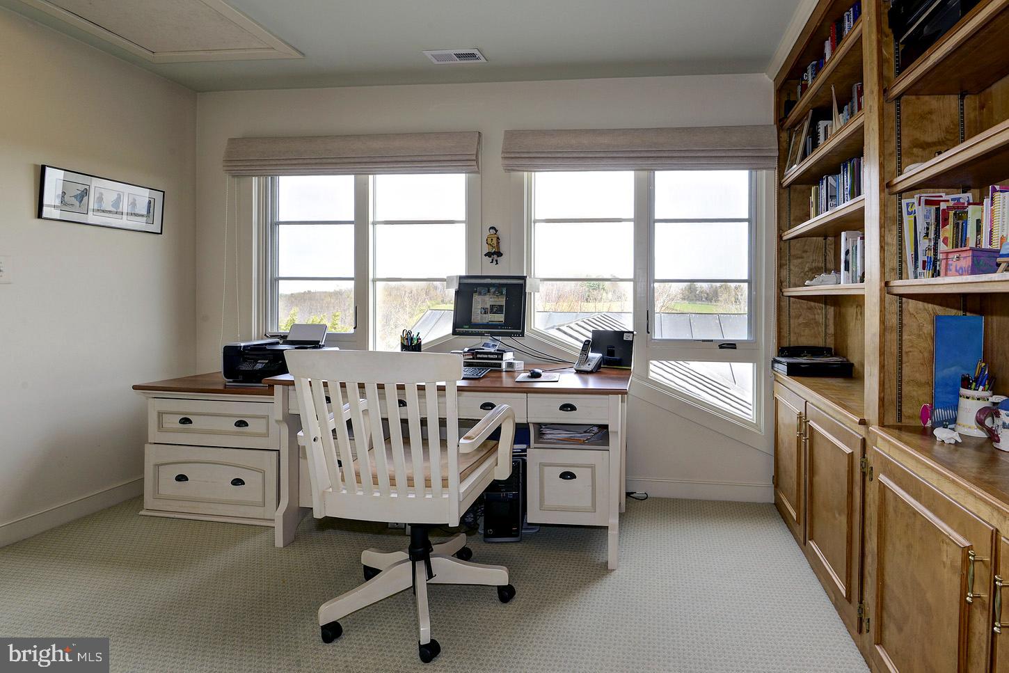 BARNESVILLE OUTSIDE - Residential