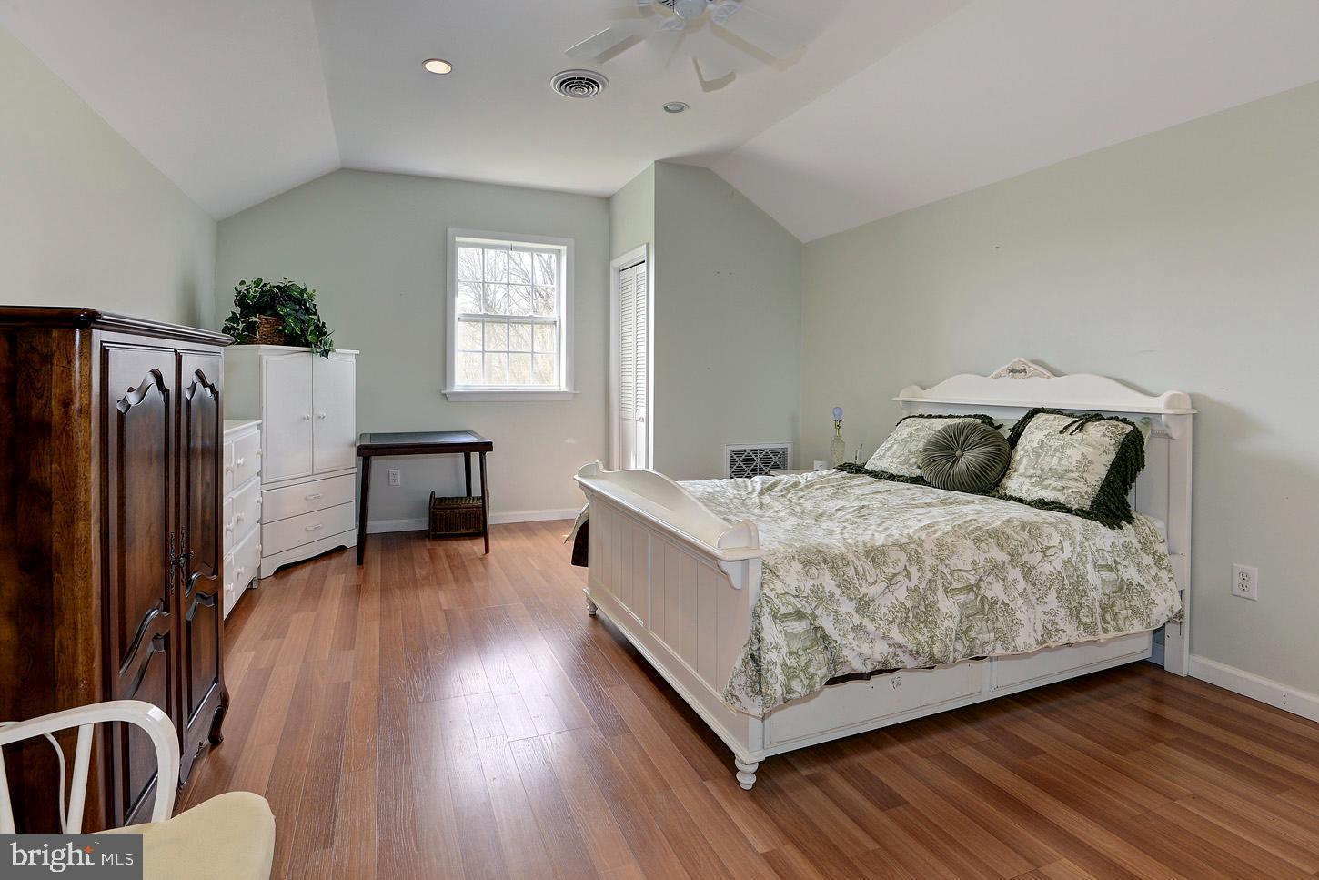 BARNESVILLE OUTSIDE - Residential