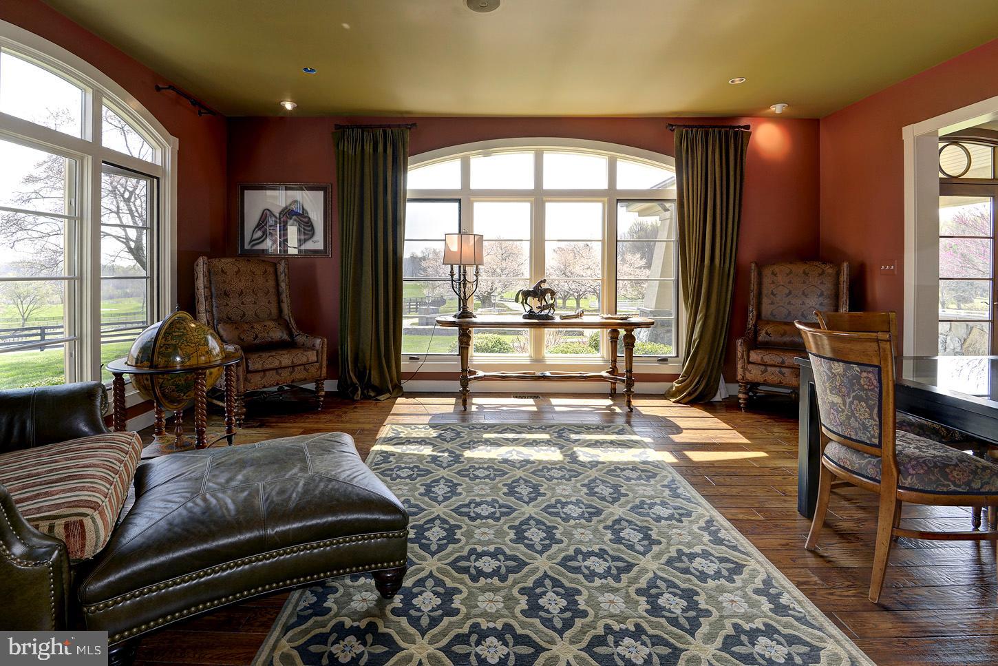 BARNESVILLE OUTSIDE - Residential