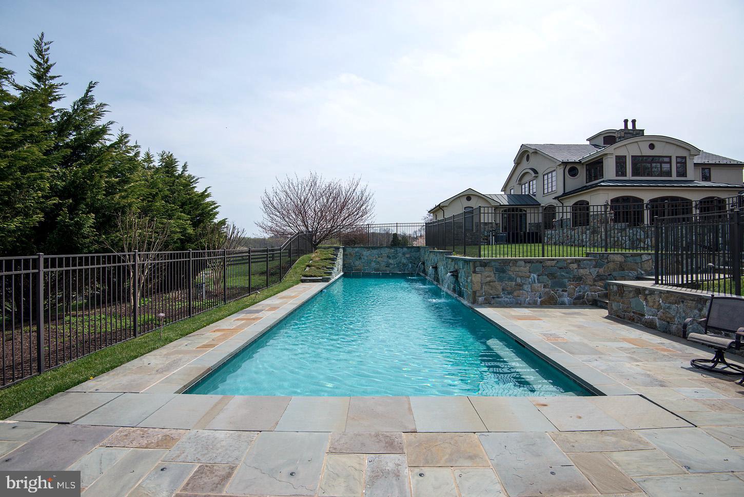 BARNESVILLE OUTSIDE - Residential