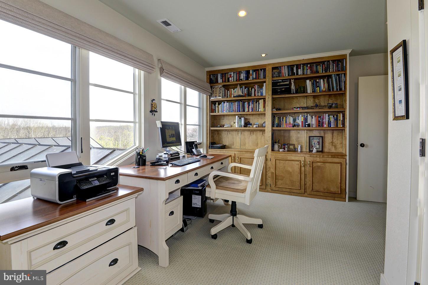 BARNESVILLE OUTSIDE - Residential