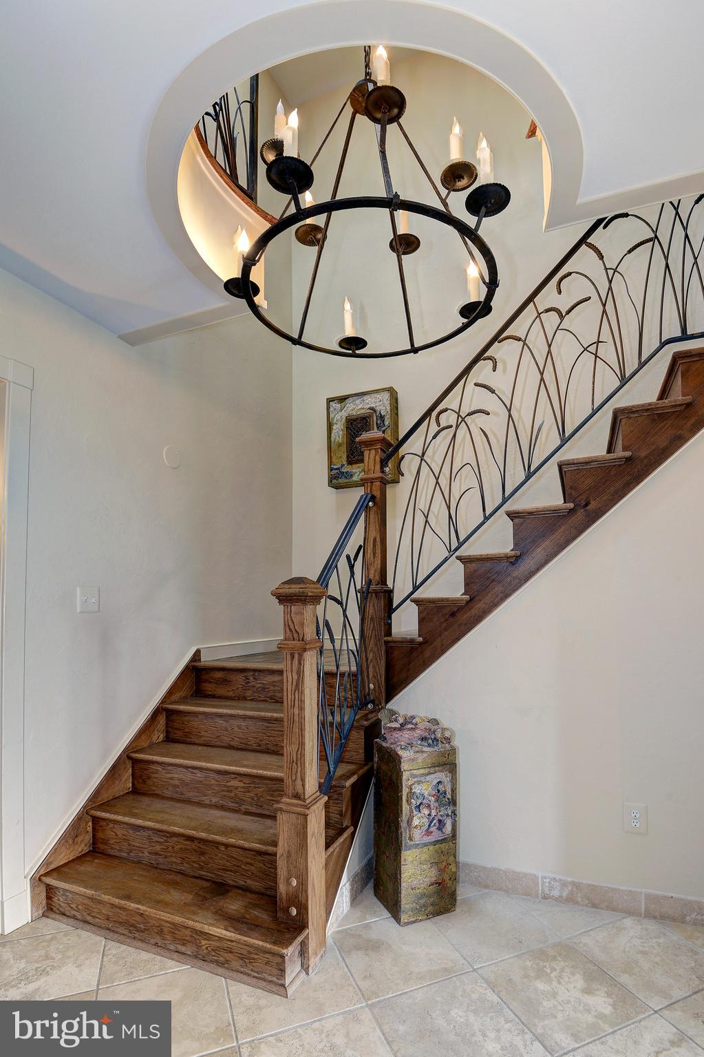 BARNESVILLE OUTSIDE - Residential