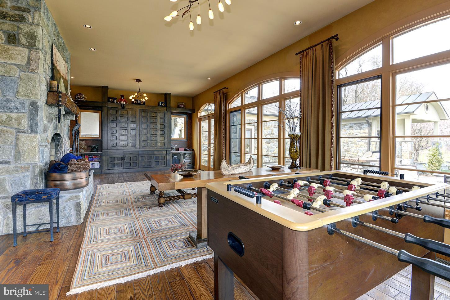 BARNESVILLE OUTSIDE - Residential