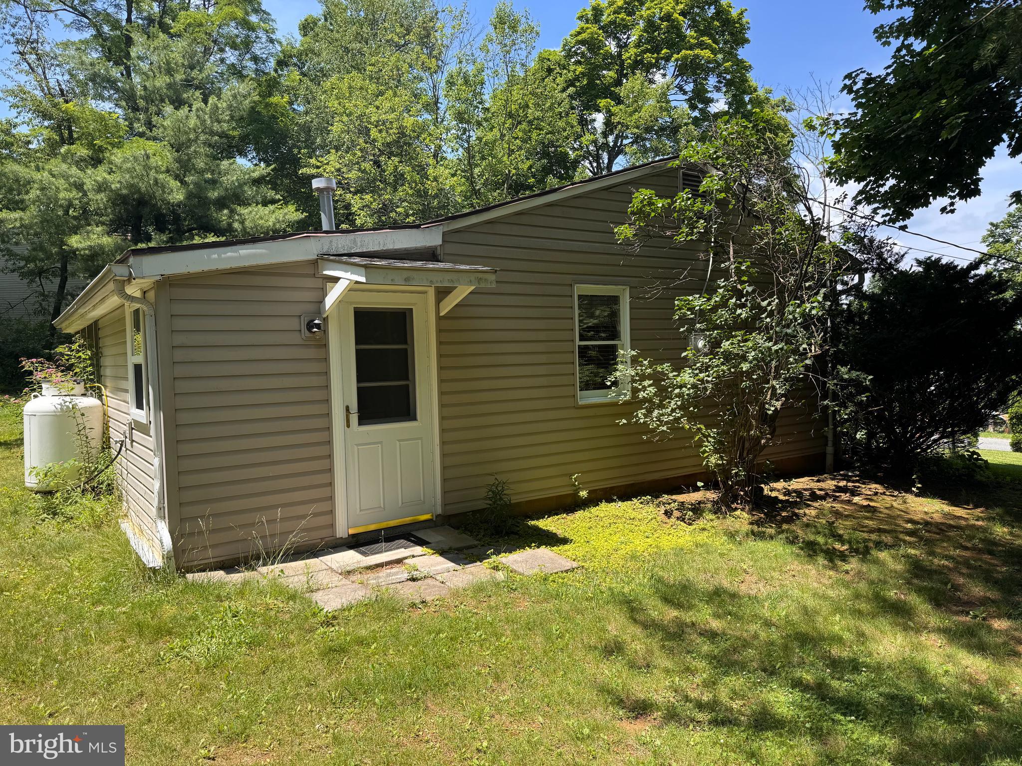 5802 TALL TIMBER LANE