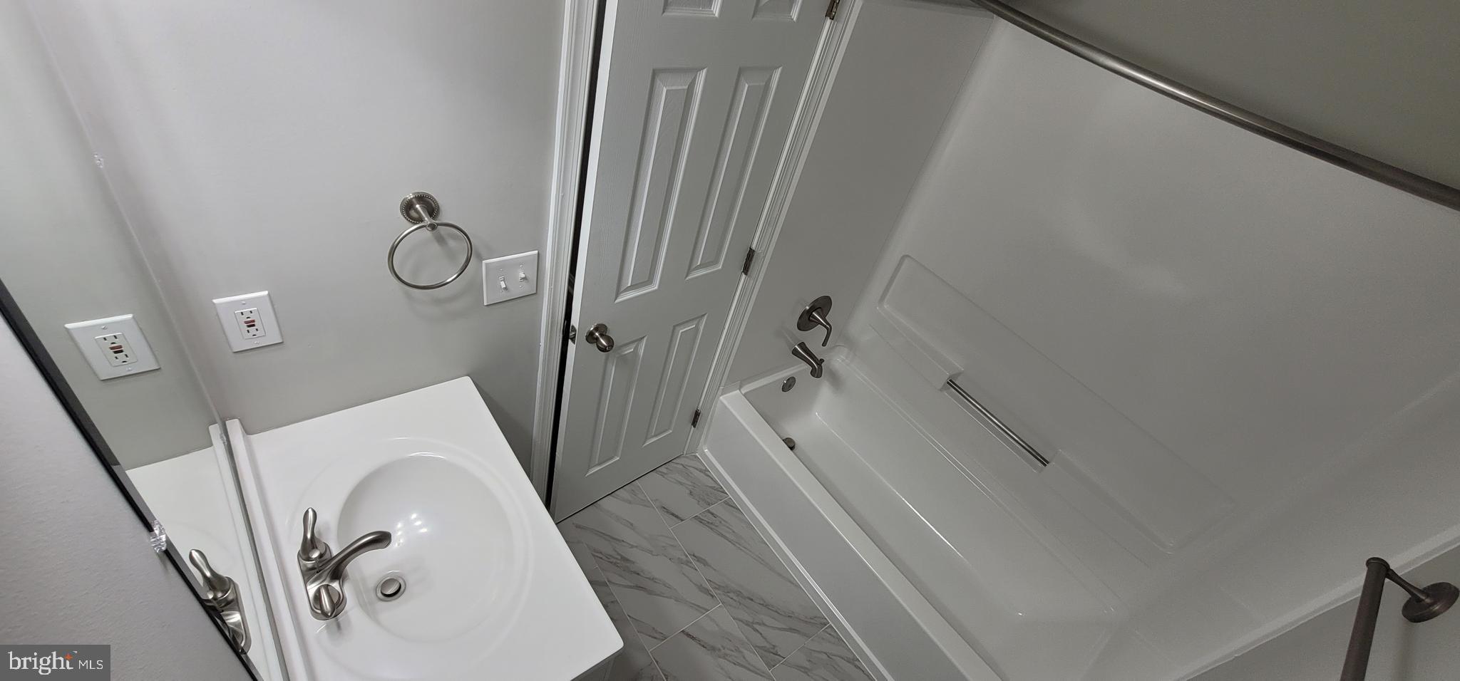 MADISON RIDGE - Residential