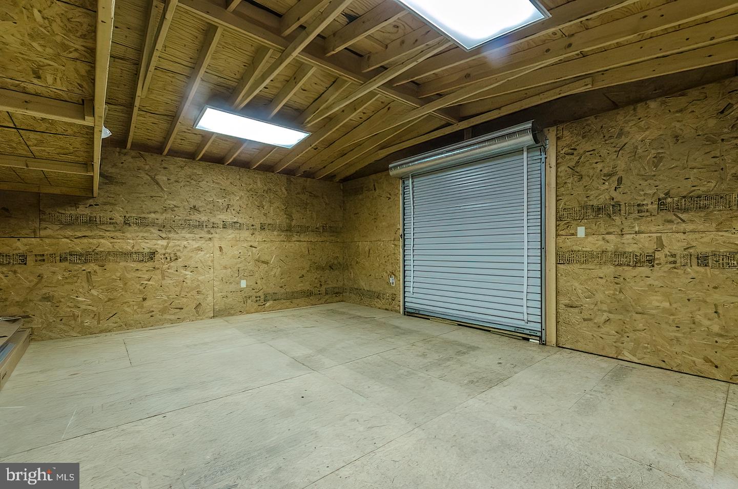 RIVER VIEW PARK - Residential