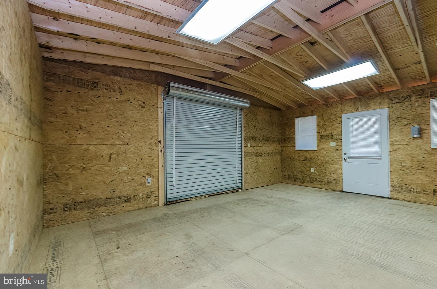 RIVER VIEW PARK - Residential