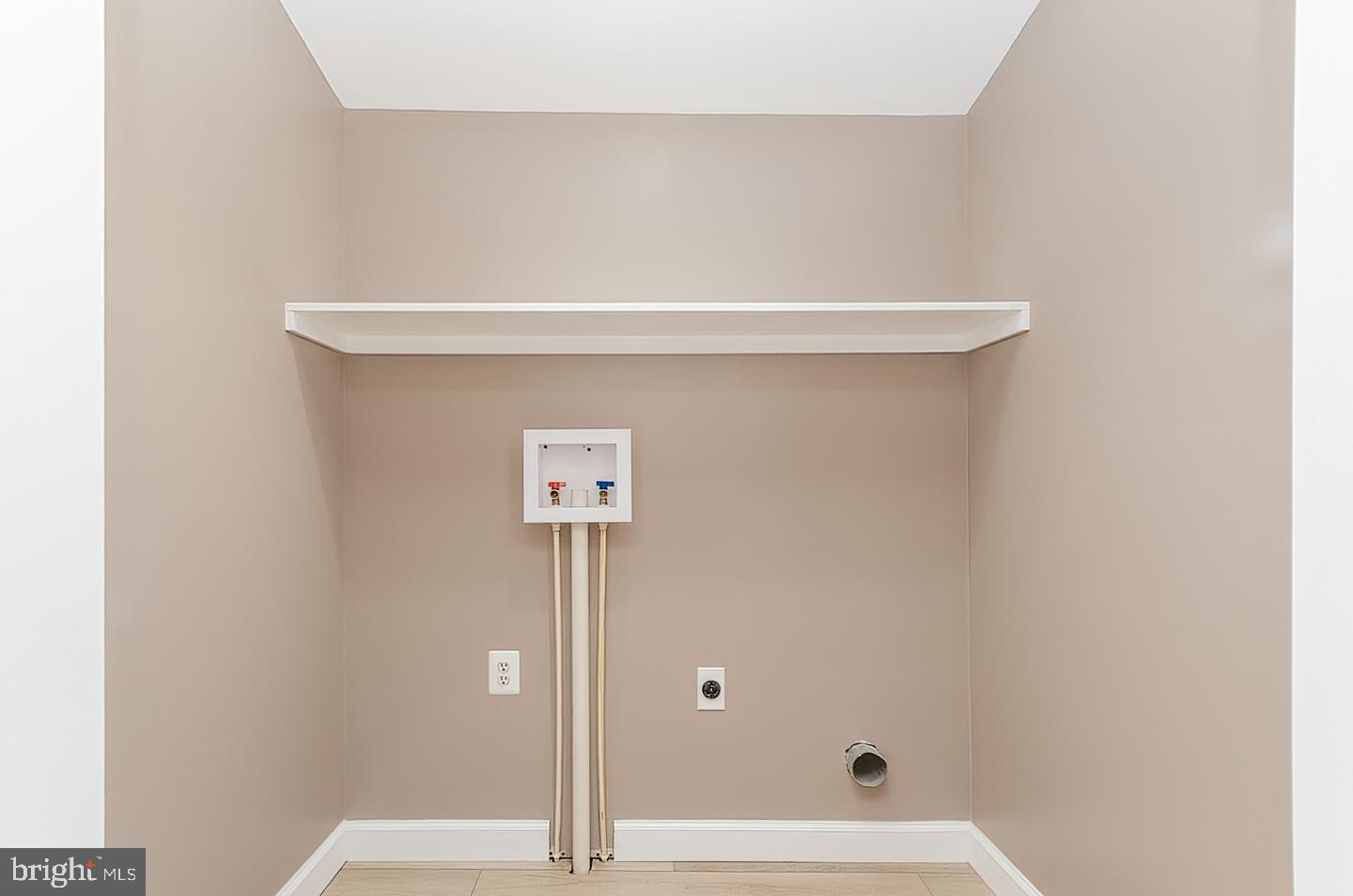 RIVER VIEW PARK - Residential