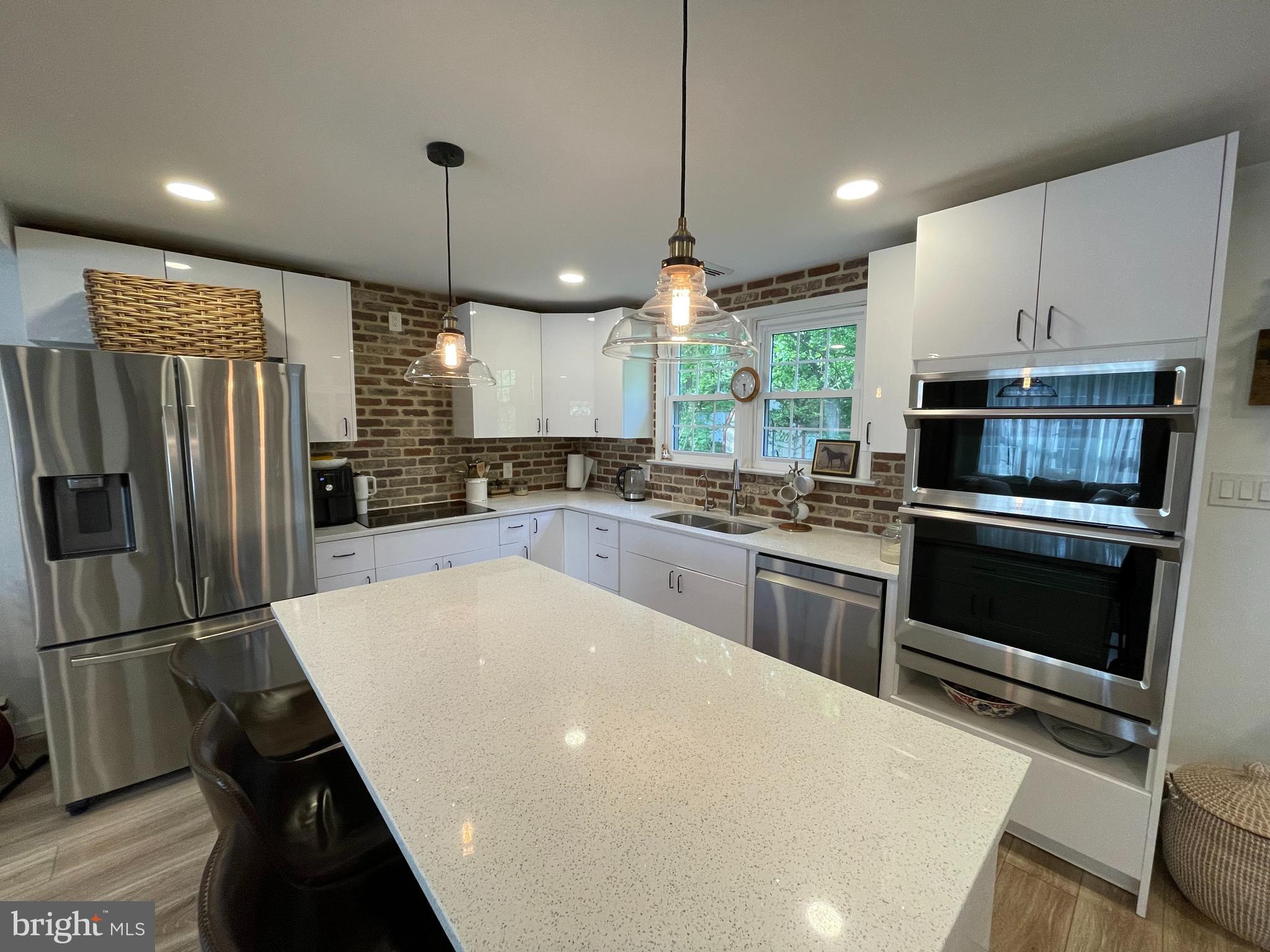 649 ALLISON ROAD