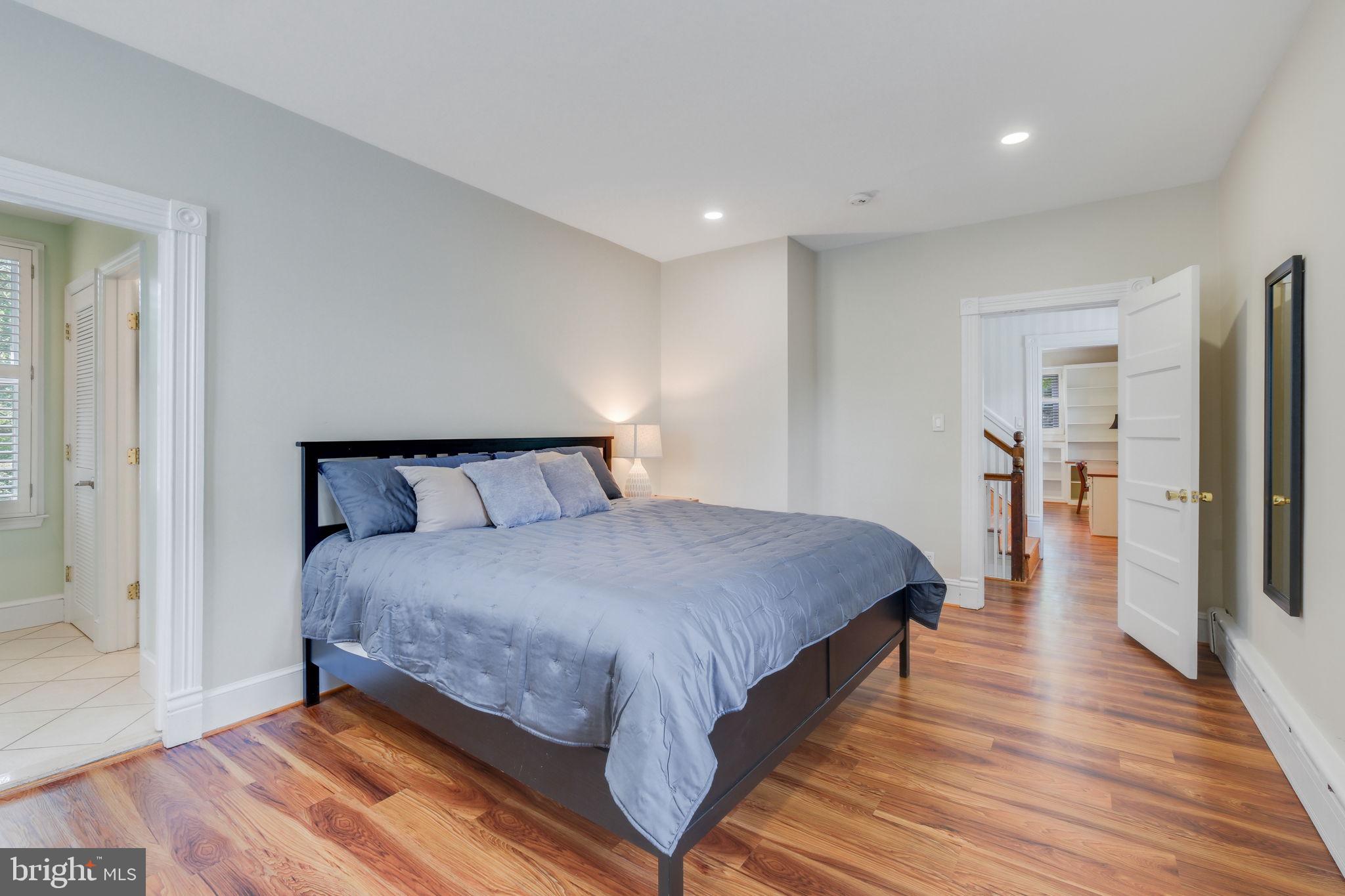 HERITAGE WALK - Residential