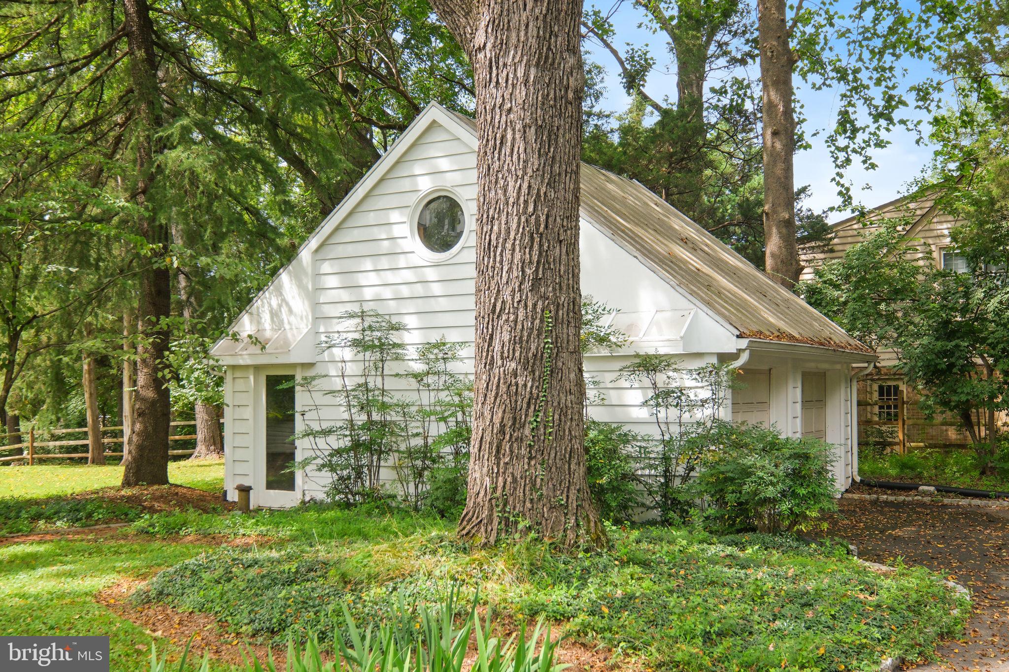 HERITAGE WALK - Residential