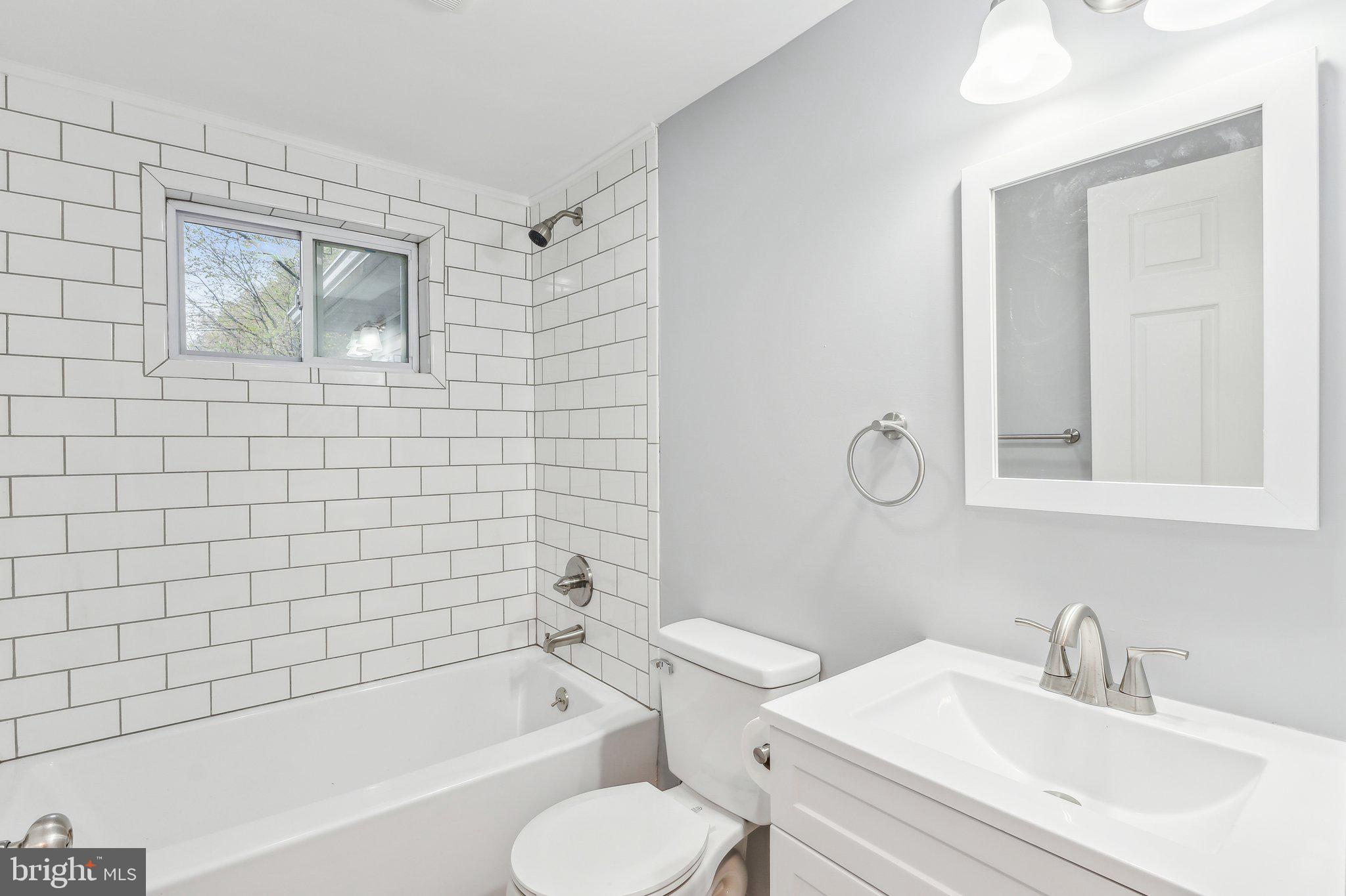 ROCK HALL - Residential