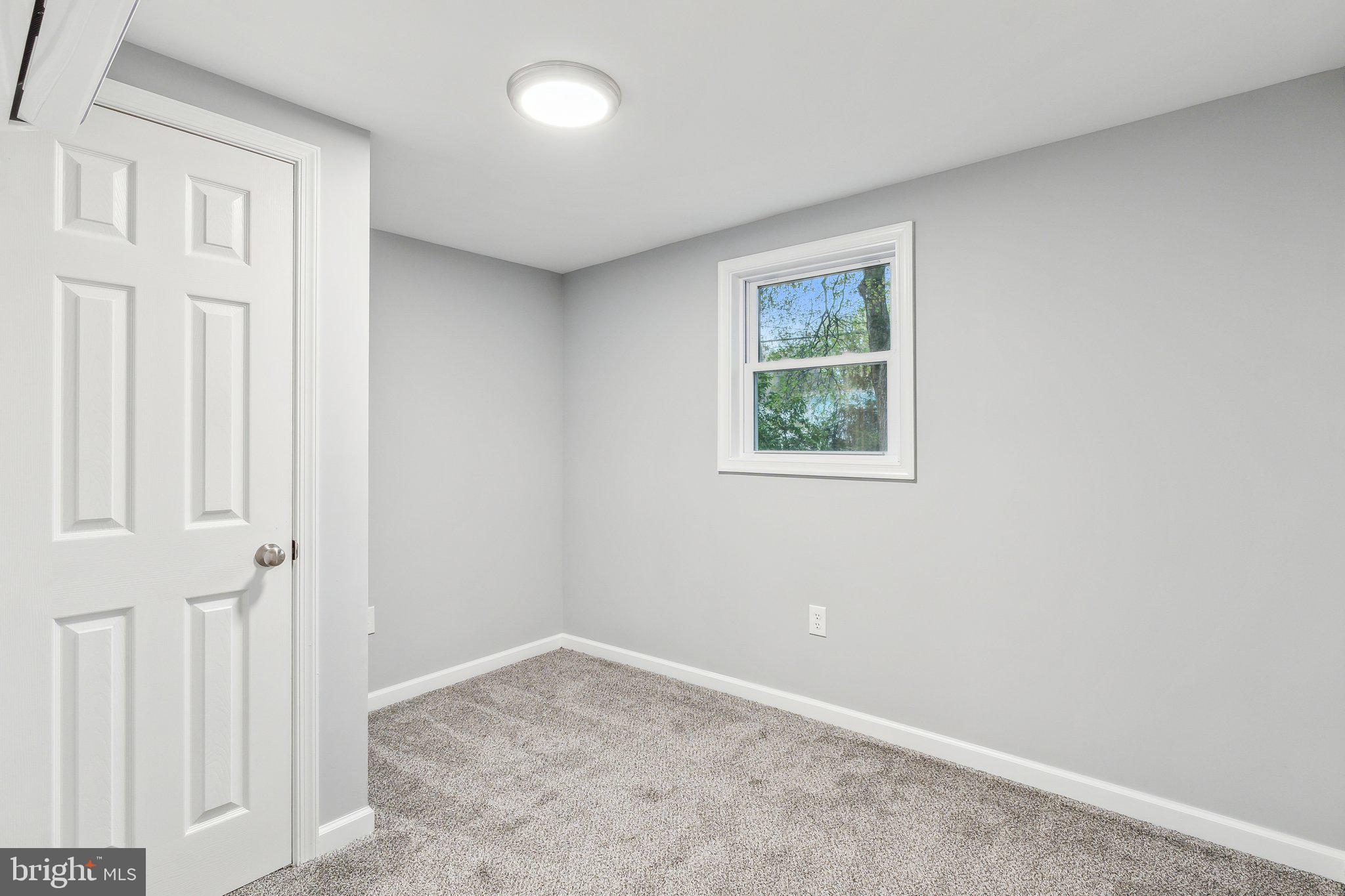 ROCK HALL - Residential