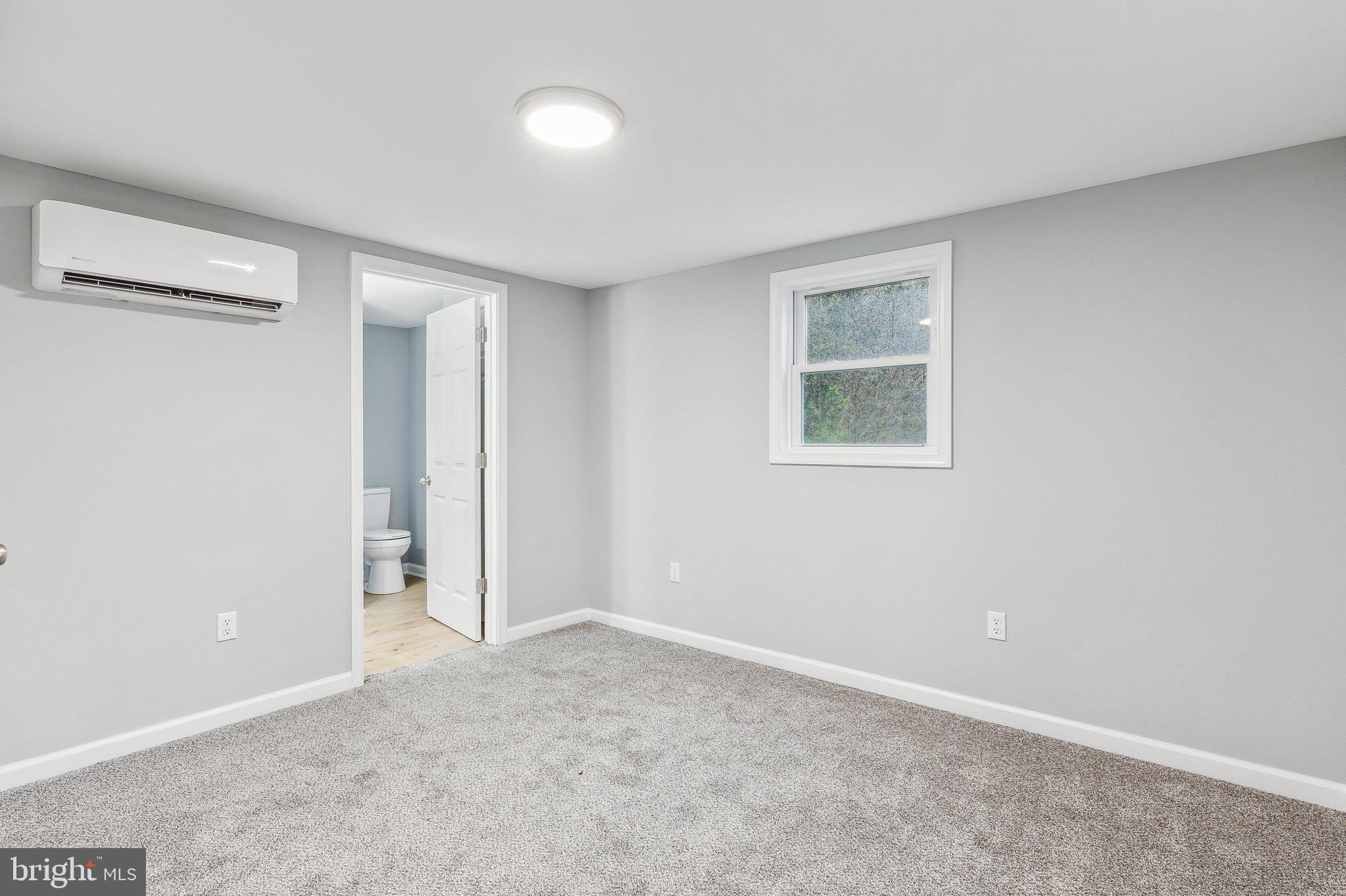 ROCK HALL - Residential