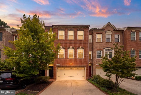 Townhouse For Sale - 1504 Regent Manor Court<br/> SILVER SPRING, MD 20904