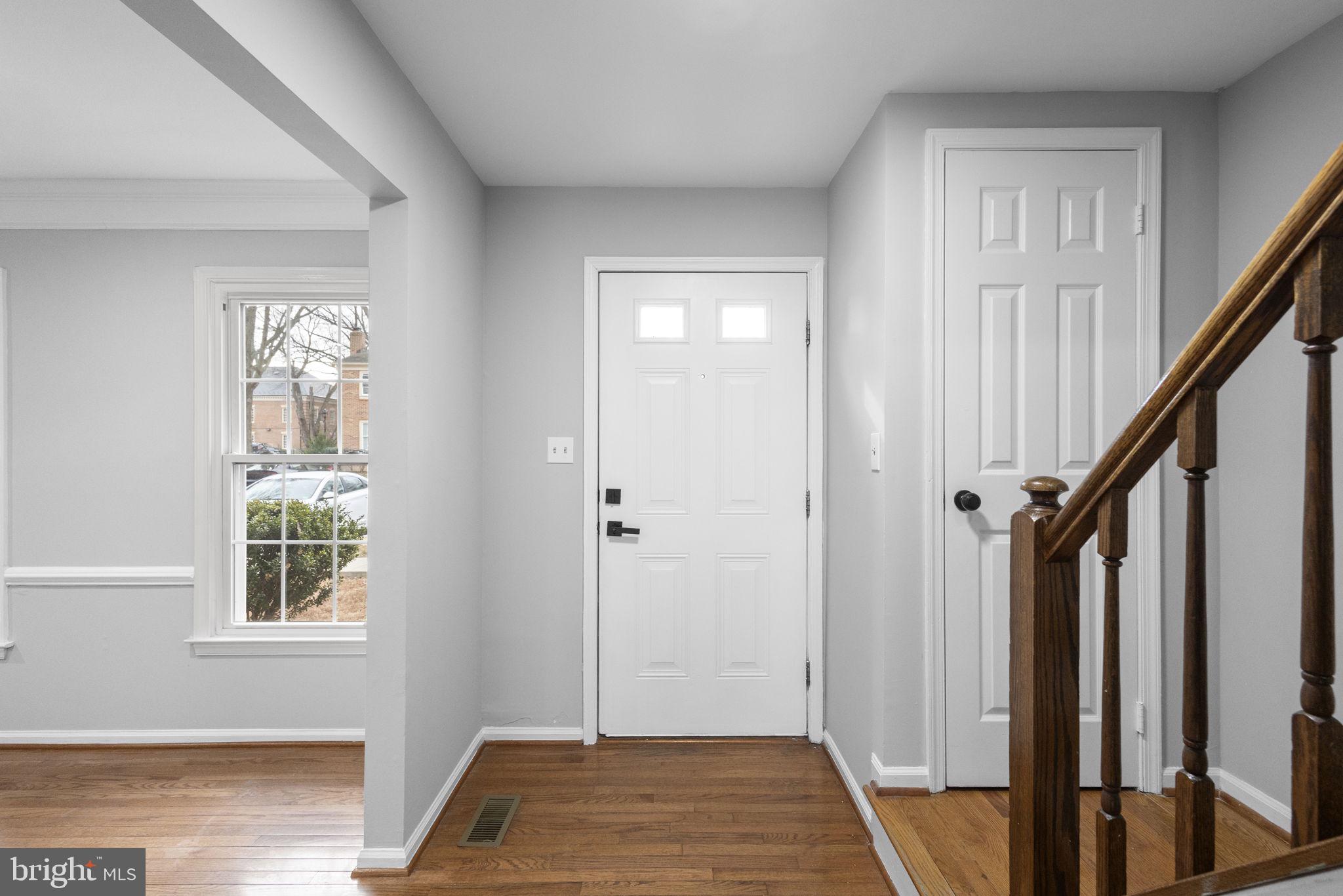 ADAMS WALK - Residential