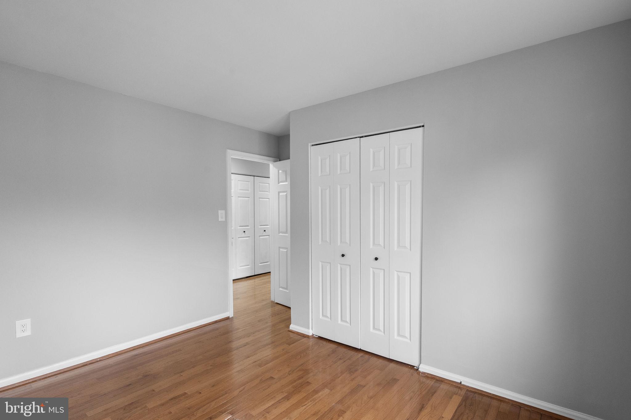 ADAMS WALK - Residential