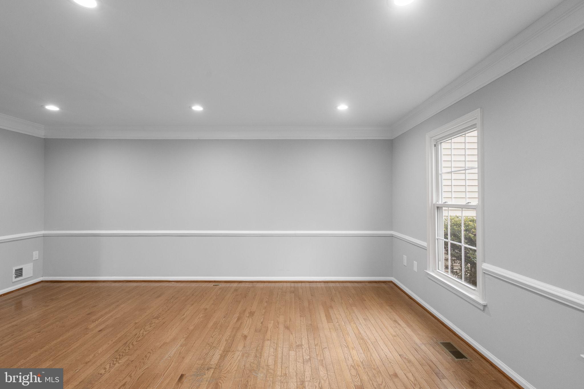 ADAMS WALK - Residential