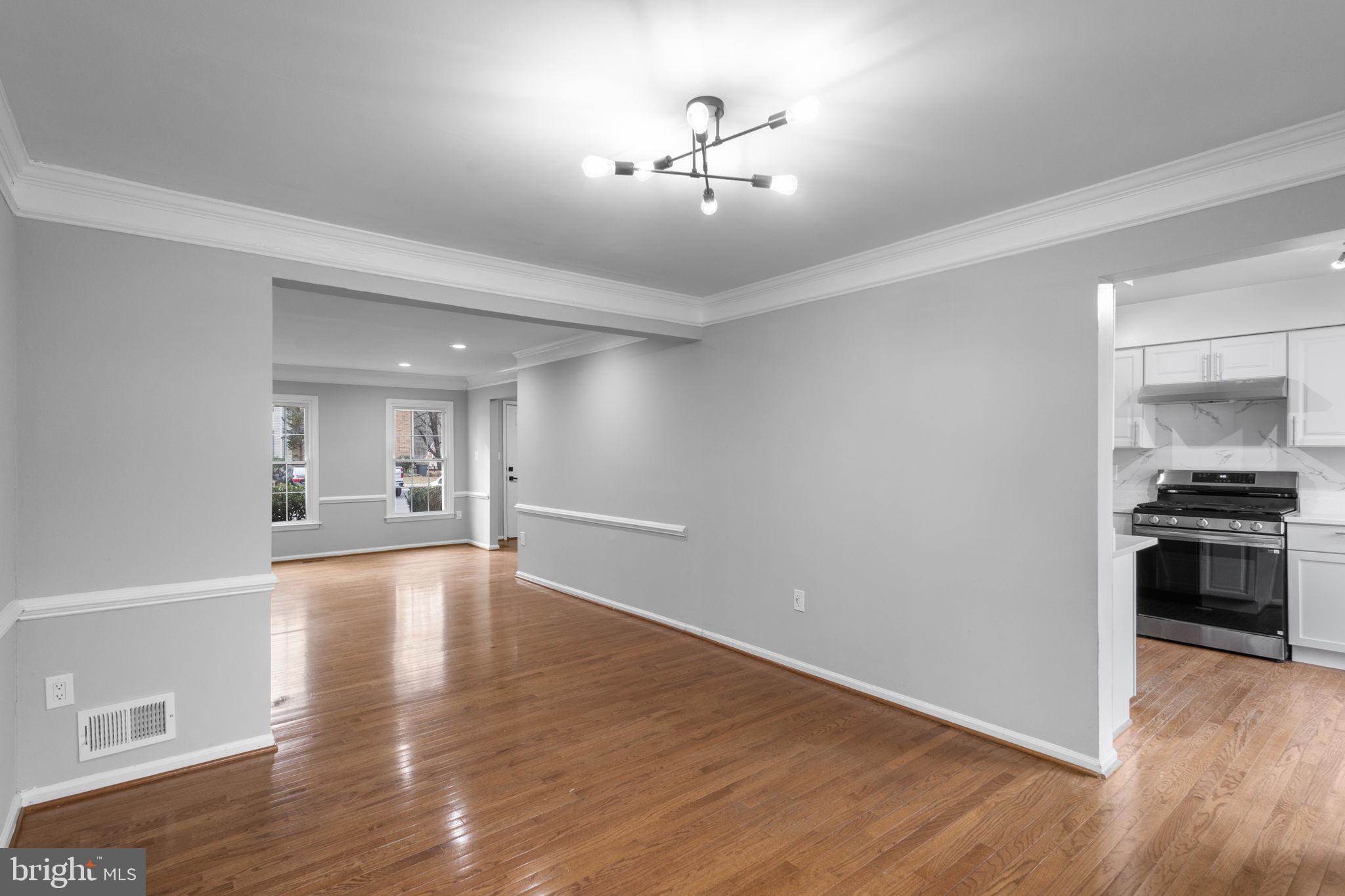 ADAMS WALK - Residential