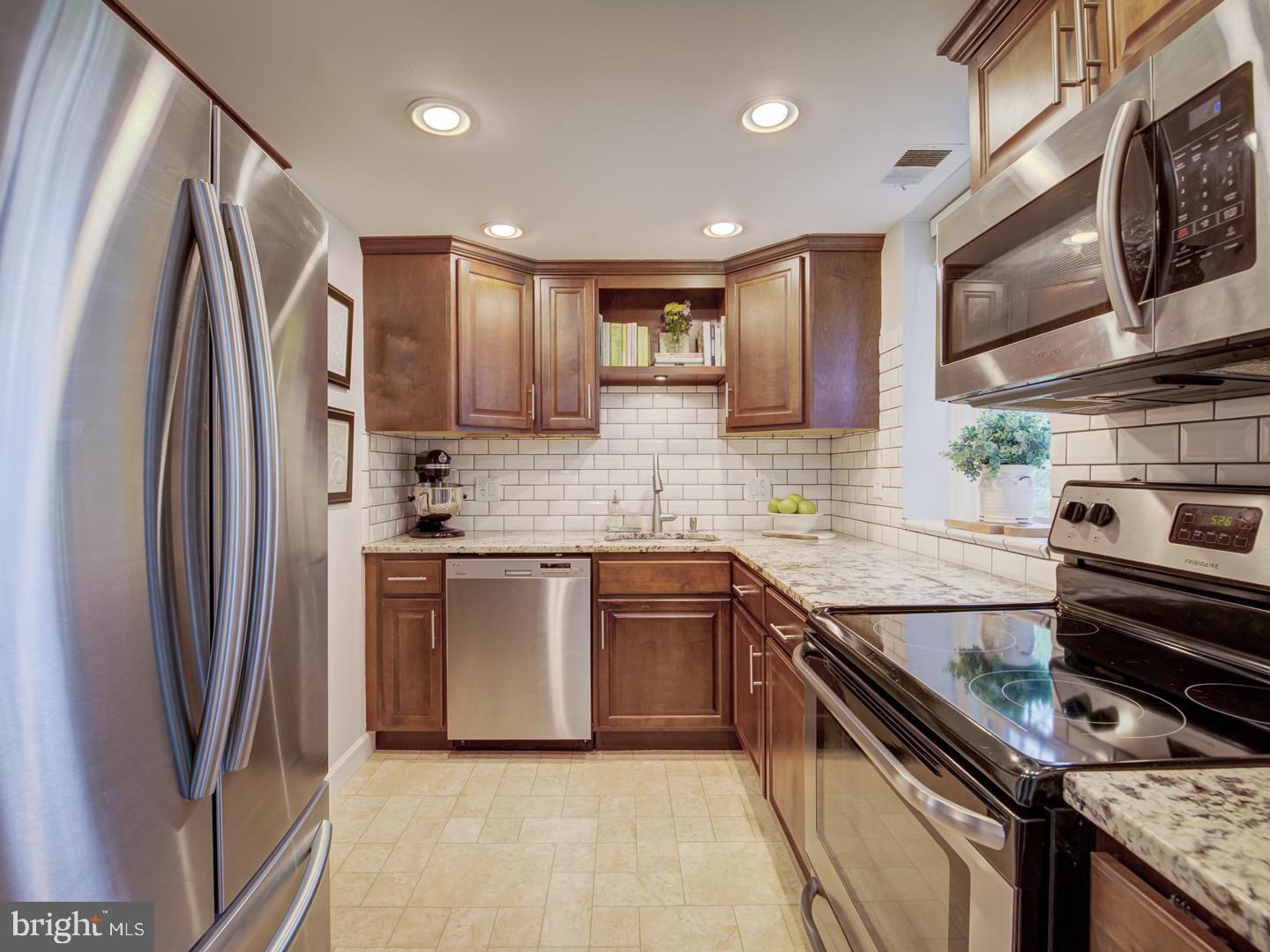 FAIRLINGTON VILLAGES - Residential