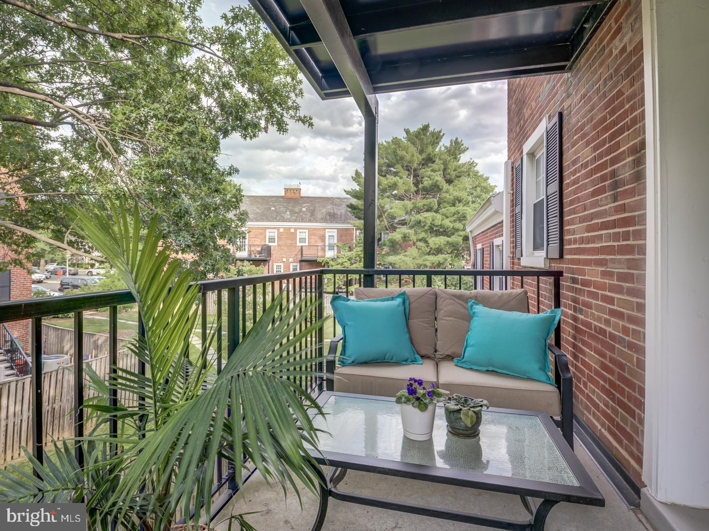 FAIRLINGTON VILLAGES - Residential