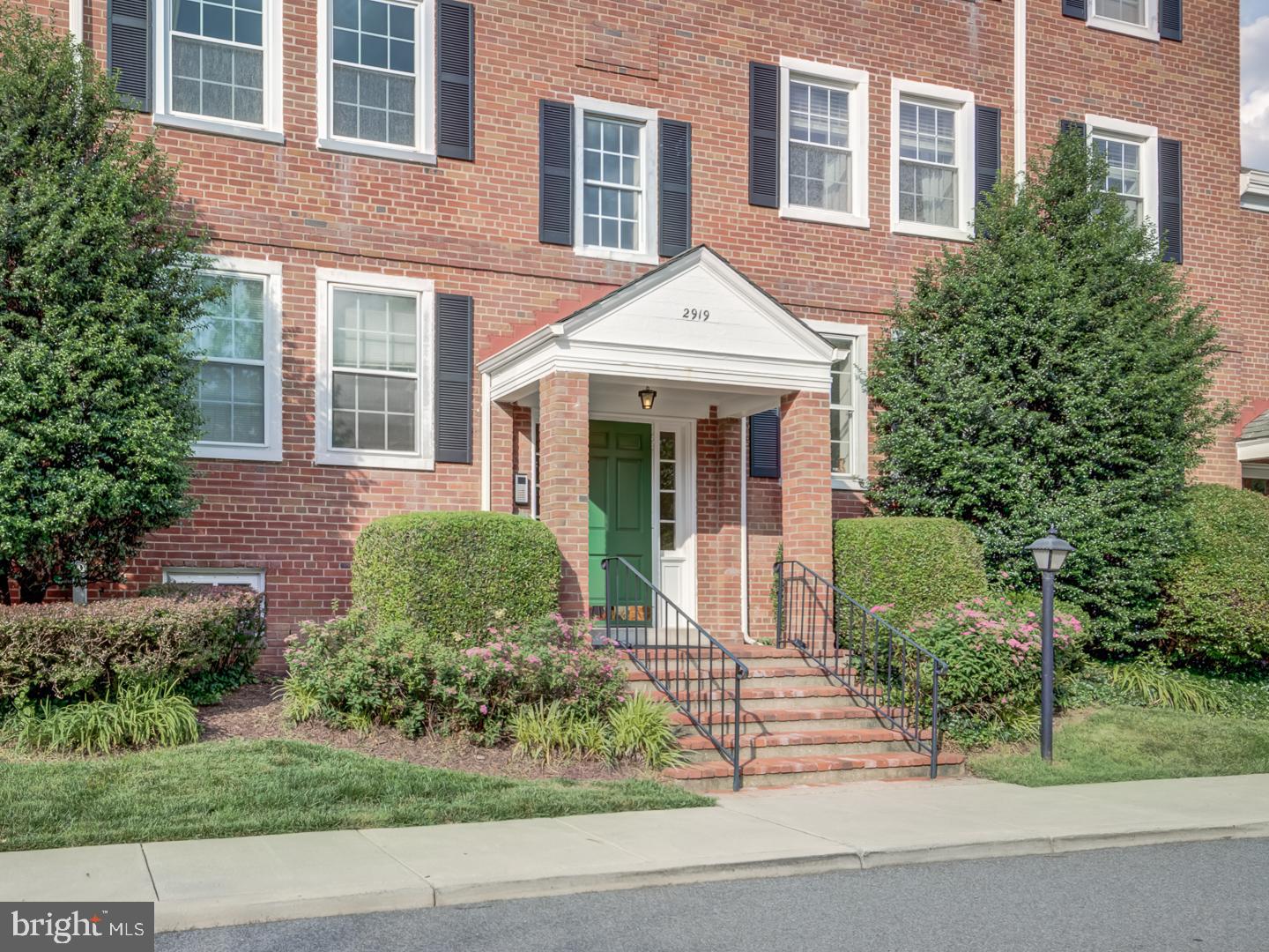 FAIRLINGTON VILLAGES - Residential