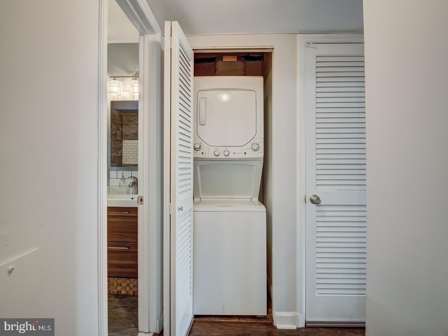 FAIRLINGTON VILLAGES - Residential