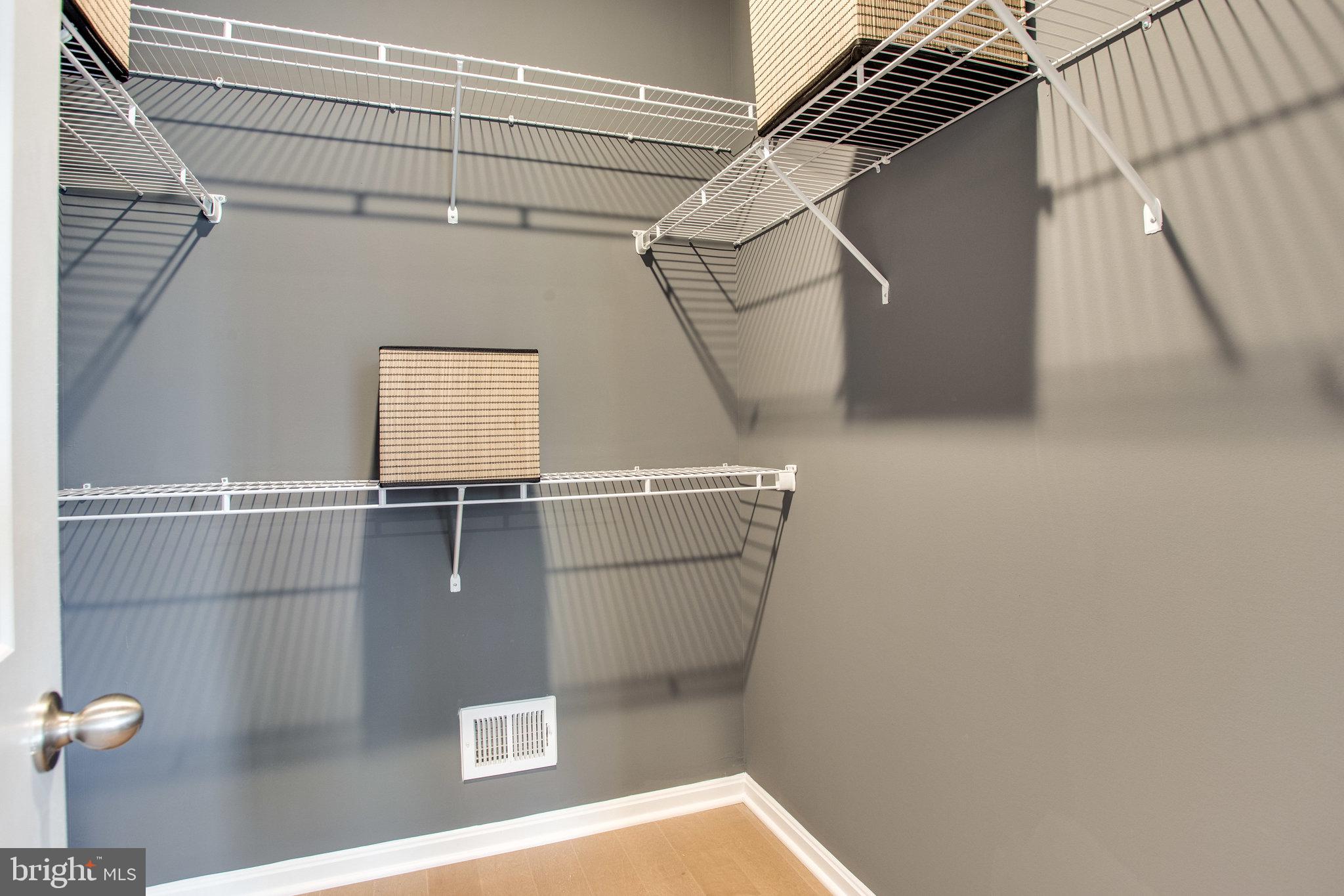 TOWNS AT MARKET COMMONS - Residential