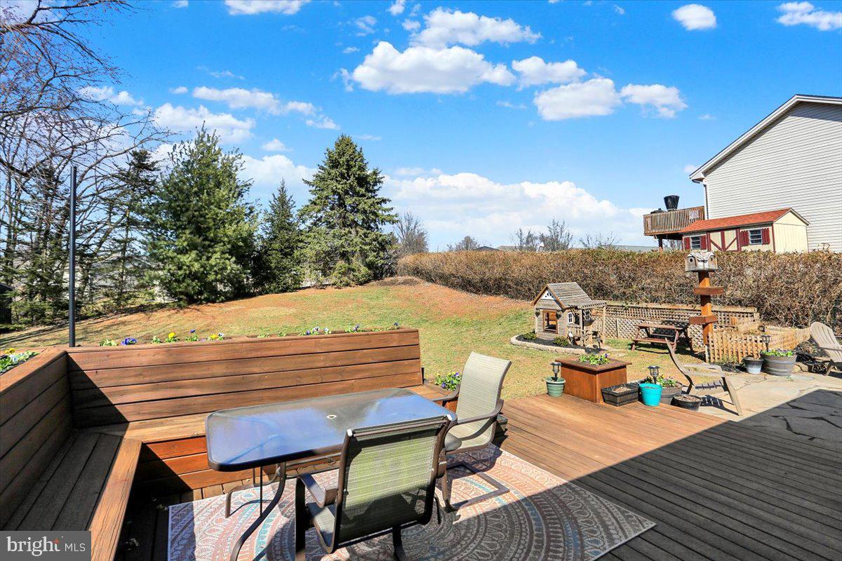 GREENWOOD HILLS - Residential