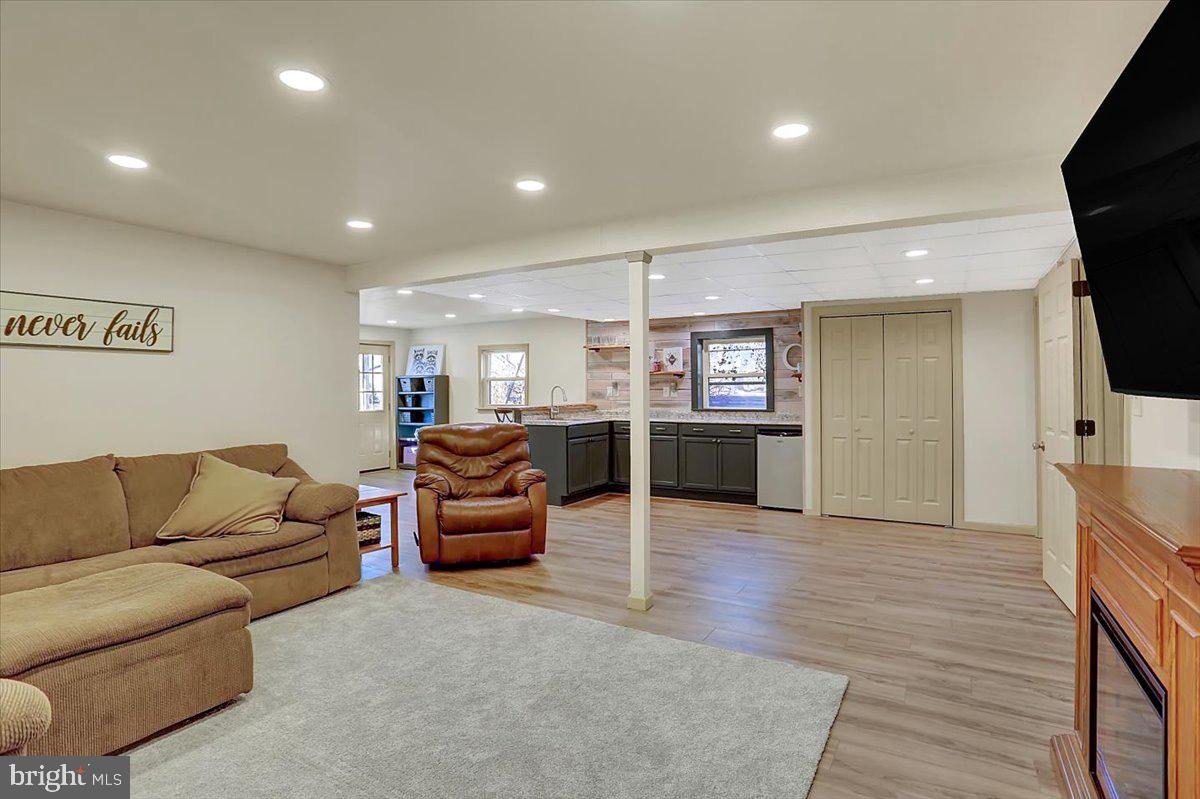 GREENWOOD HILLS - Residential