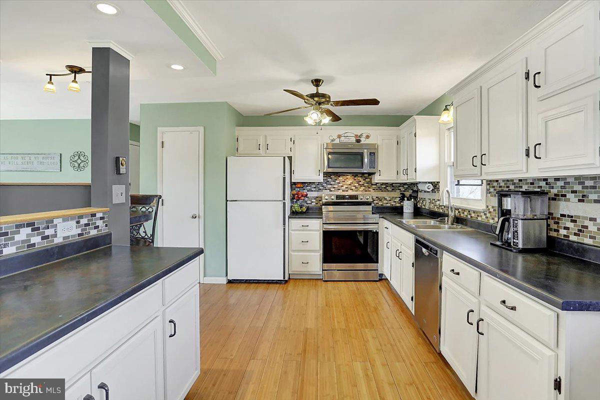 GREENWOOD HILLS - Residential