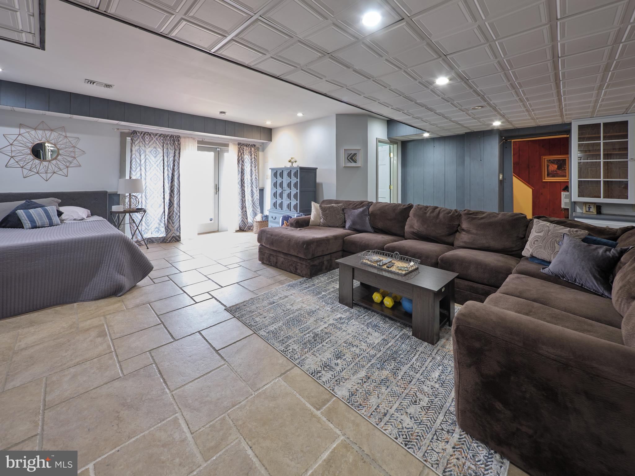 NON AVAILABLE - Residential