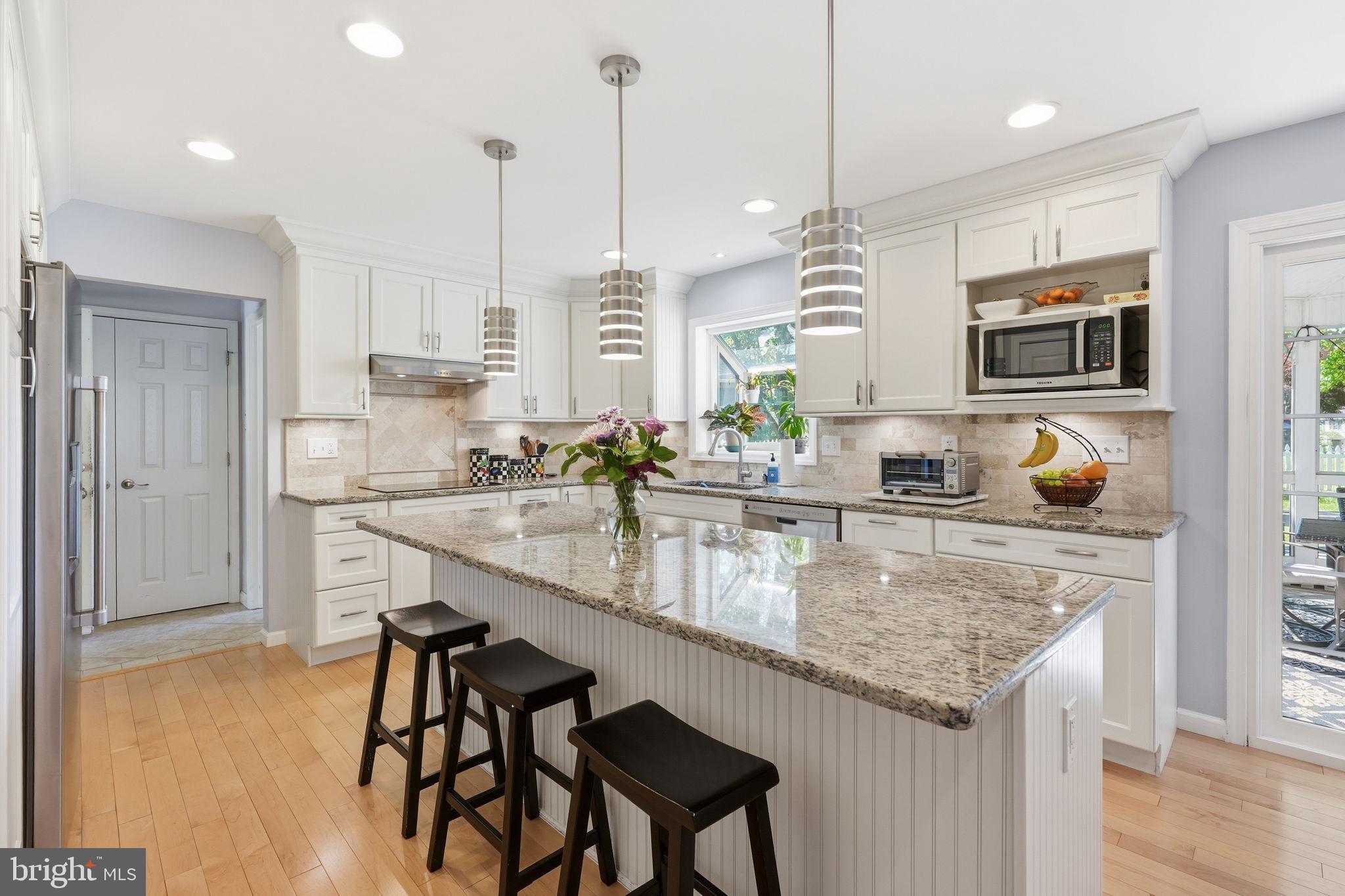 3102 THE CASCADES COURT