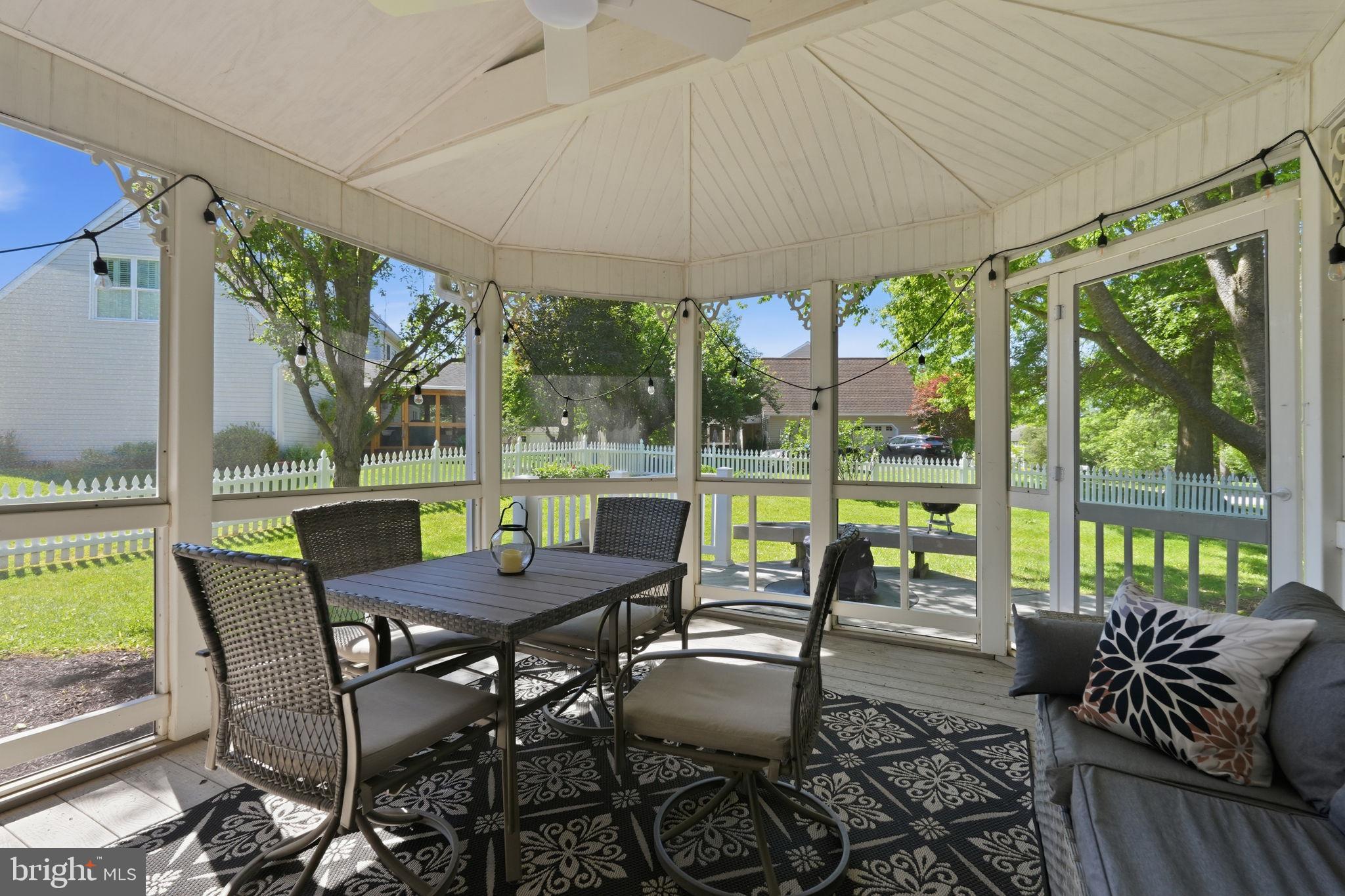 3102 THE CASCADES COURT