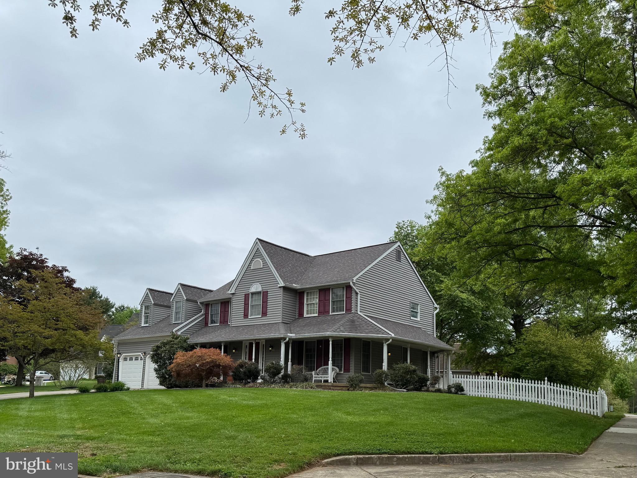 3102 THE CASCADES COURT