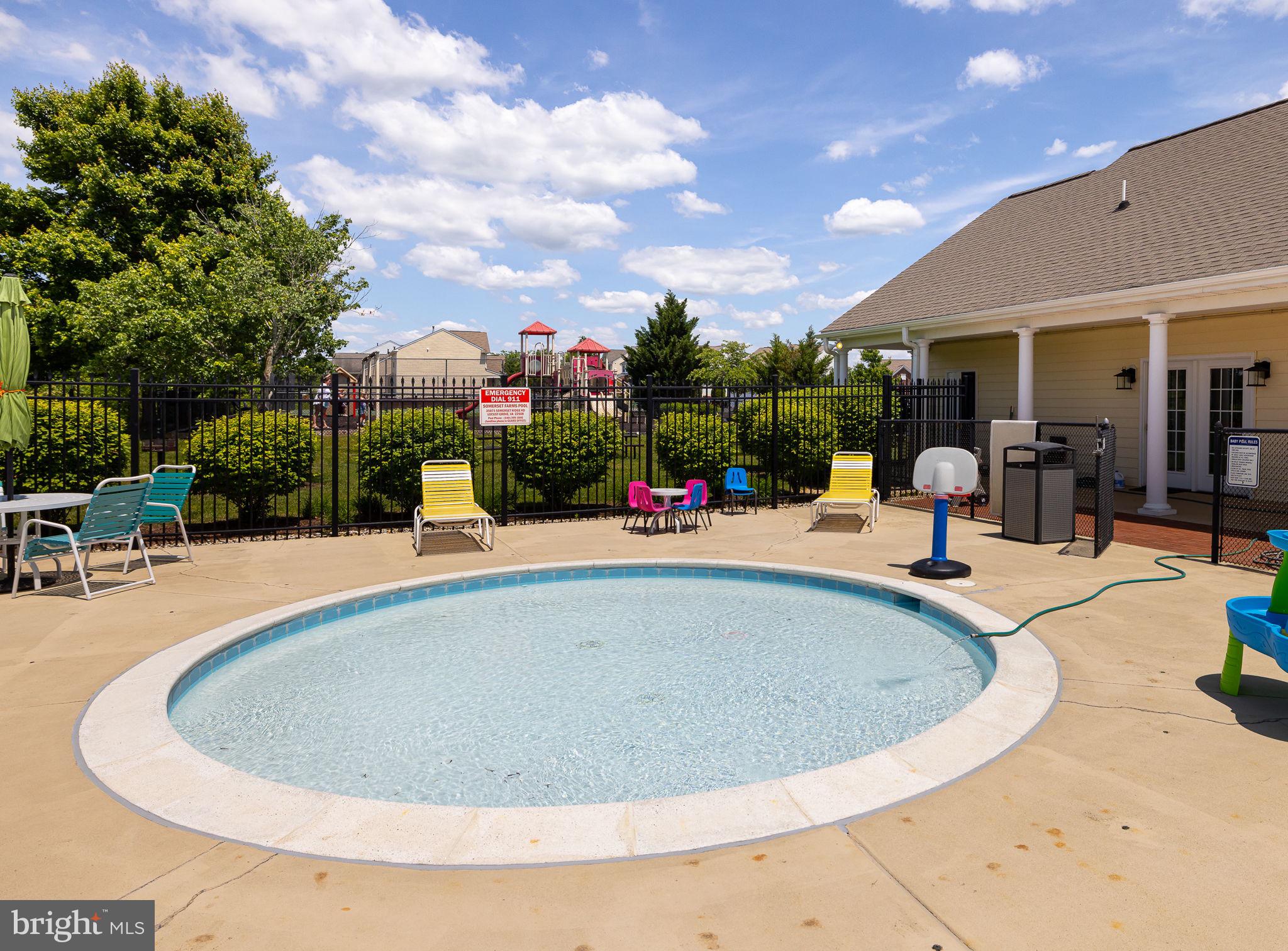 SOMERSET FARMS - Residential