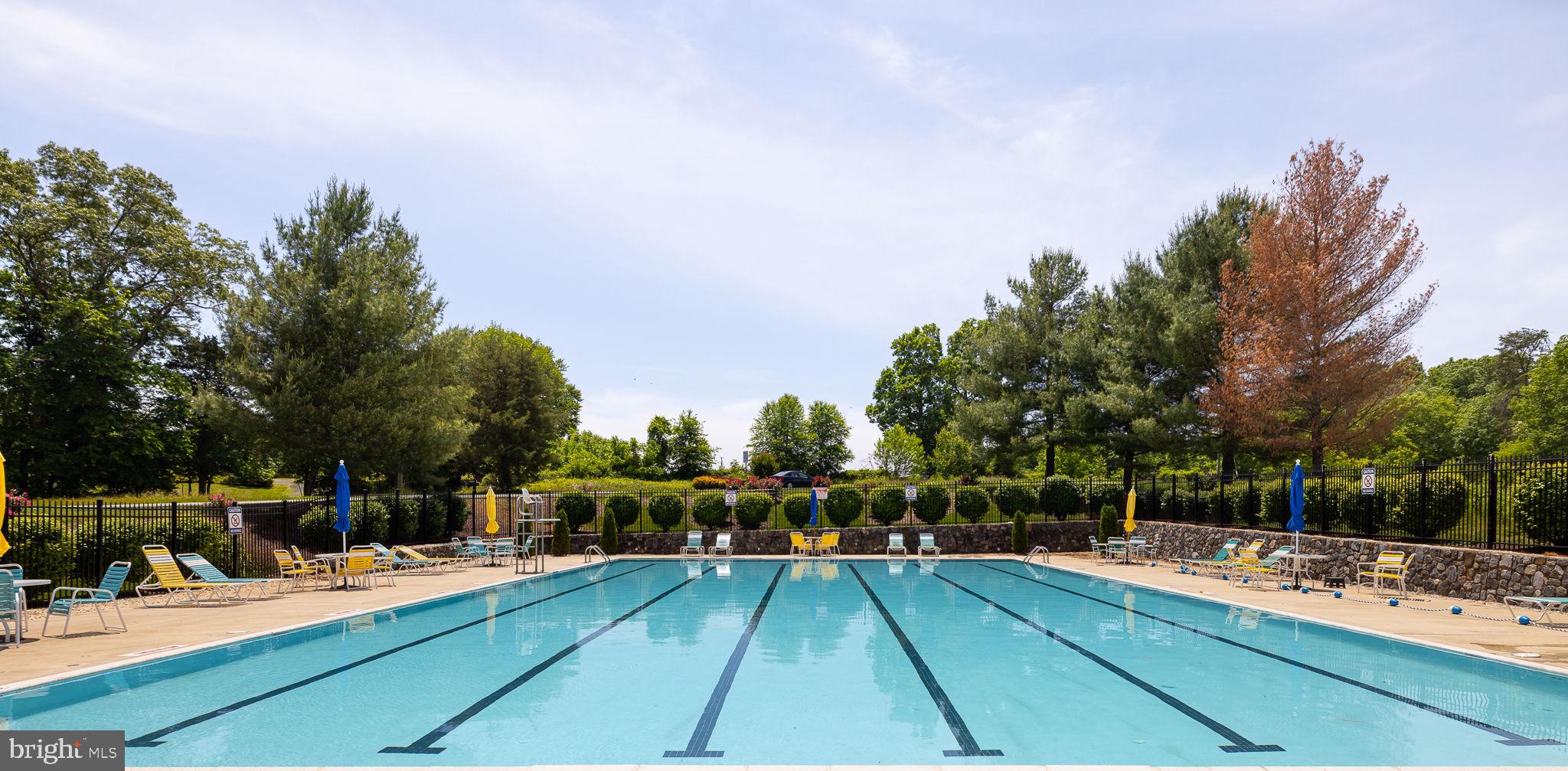 SOMERSET FARMS - Residential